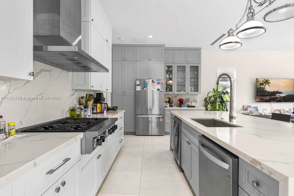 Miami, FL, 33155 United States, 5 Bedrooms Bedrooms, ,6 BathroomsBathrooms,Residential,For Sale,A11523172