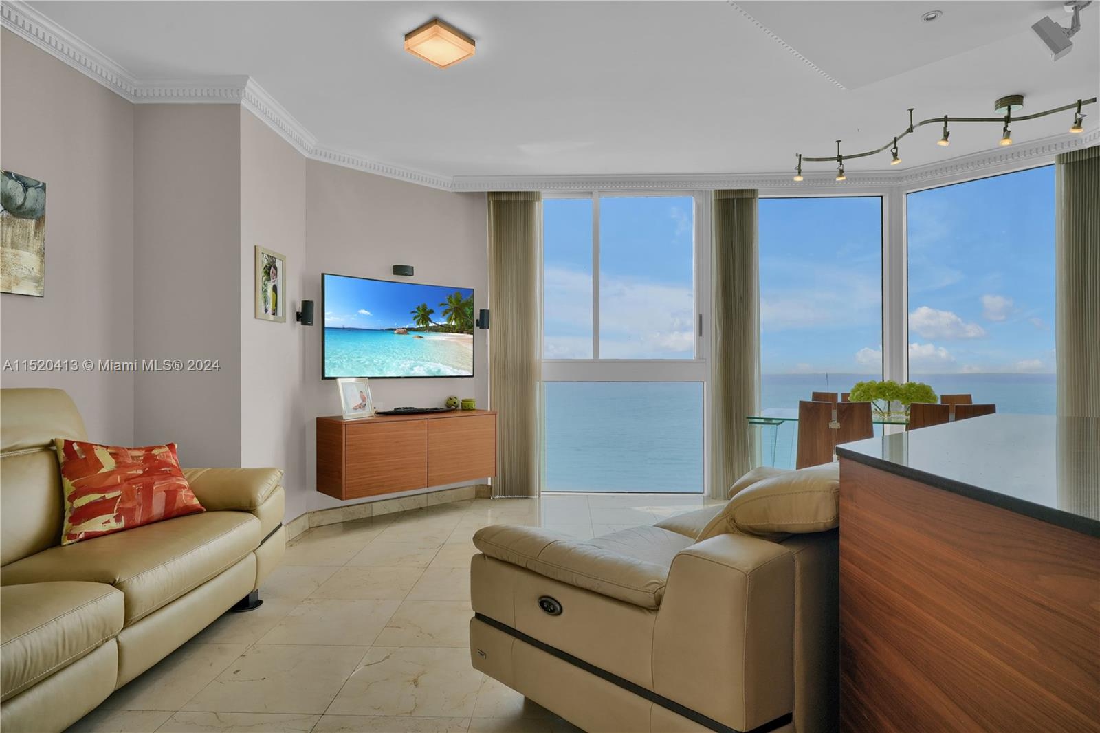 4779 Collins Ave, Miami Beach, FL, 33140 United States, 3 Bedrooms Bedrooms, ,3 BathroomsBathrooms,Residential,For Sale,Collins Ave,A11520413