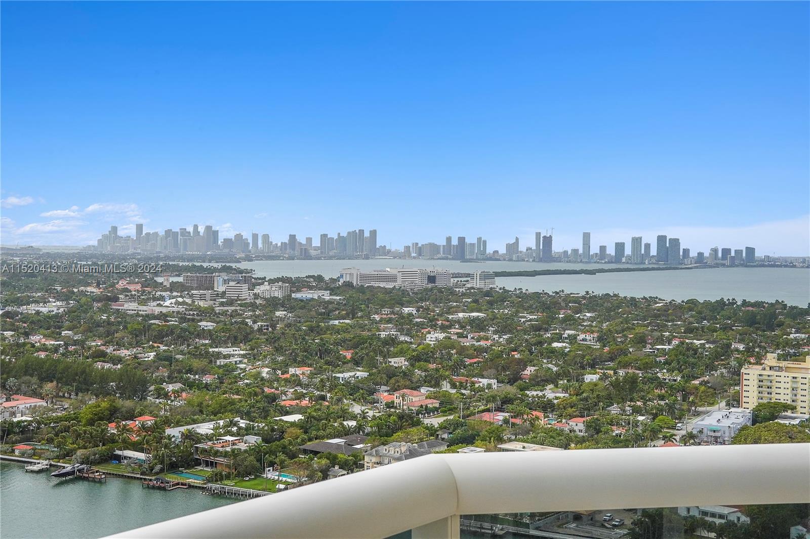 4779 Collins Ave 3203, Miami Beach, Florida 33140, 3 Bedrooms Bedrooms, ,3 BathroomsBathrooms,Residential,For Sale,4779 Collins Ave 3203,A11520413