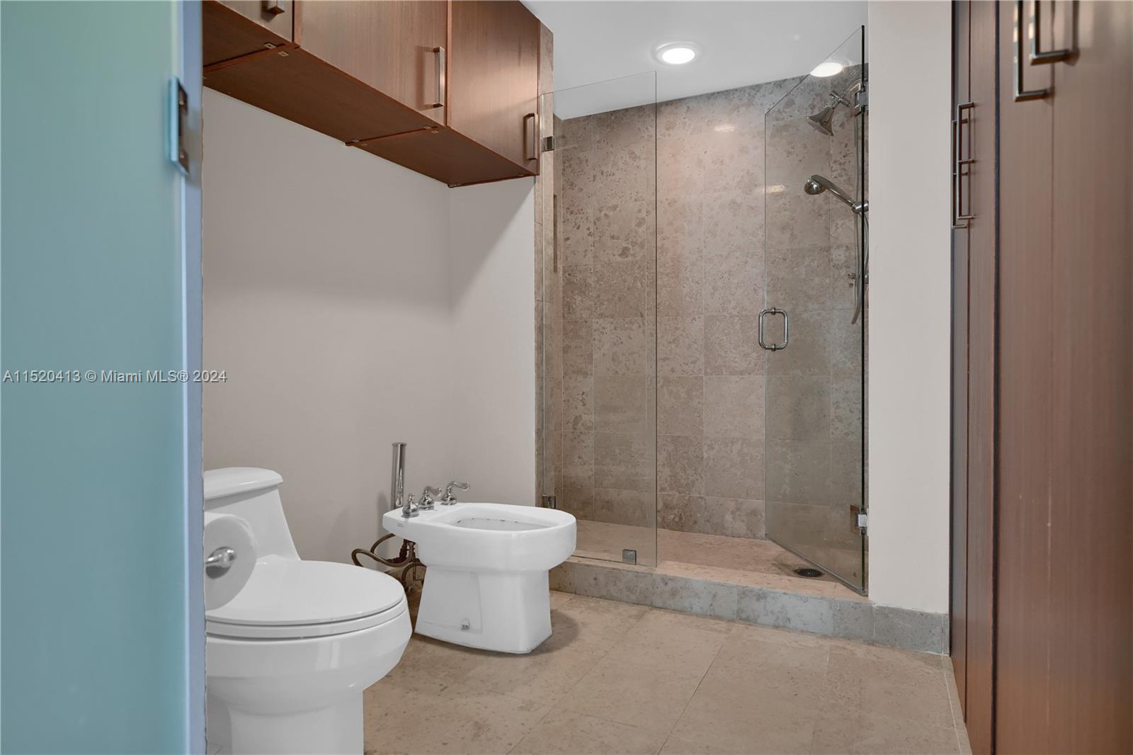 4779 Collins Ave, Miami Beach, FL, 33140 United States, 3 Bedrooms Bedrooms, ,3 BathroomsBathrooms,Residential,For Sale,Collins Ave,A11520413