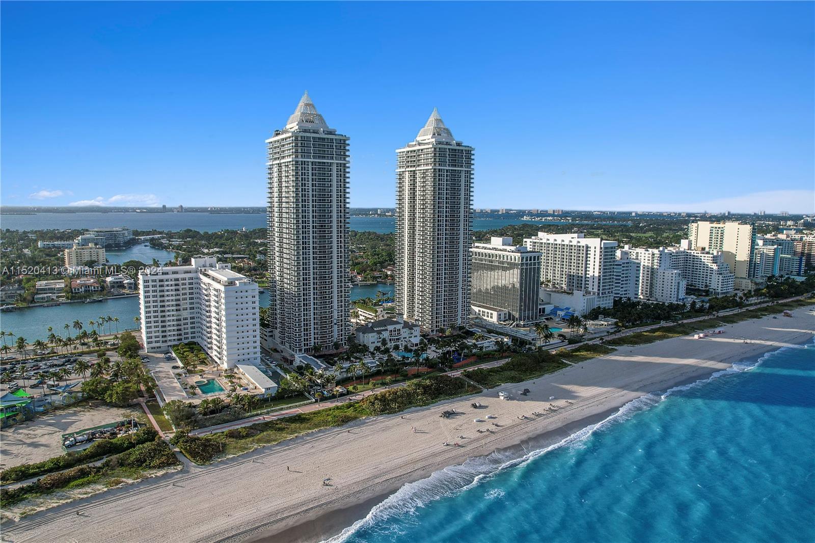 4779 Collins Ave 3203, Miami Beach, Florida 33140, 3 Bedrooms Bedrooms, ,3 BathroomsBathrooms,Residential,For Sale,4779 Collins Ave 3203,A11520413