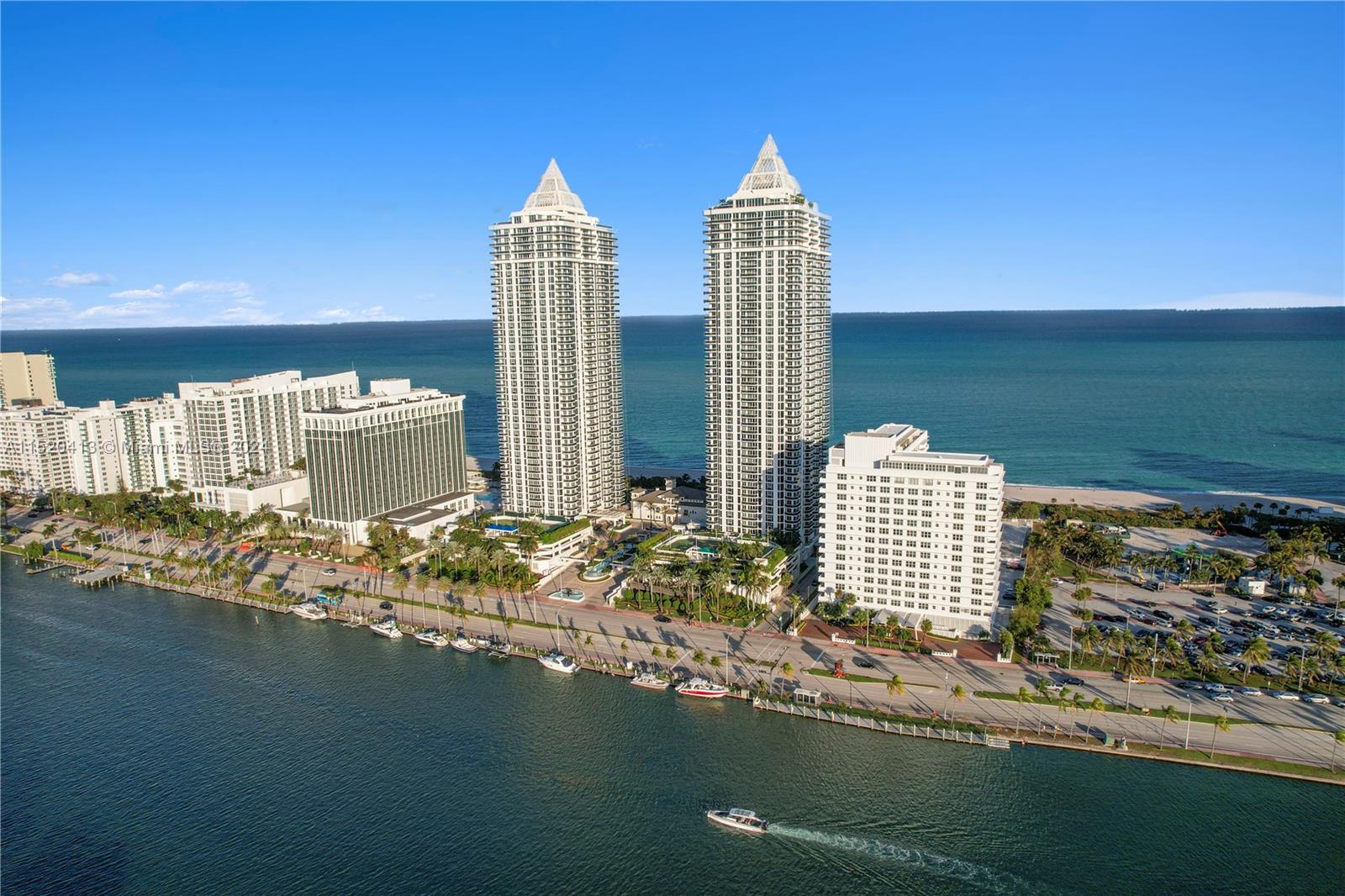 4779 Collins Ave 3203, Miami Beach, Florida 33140, 3 Bedrooms Bedrooms, ,3 BathroomsBathrooms,Residential,For Sale,4779 Collins Ave 3203,A11520413