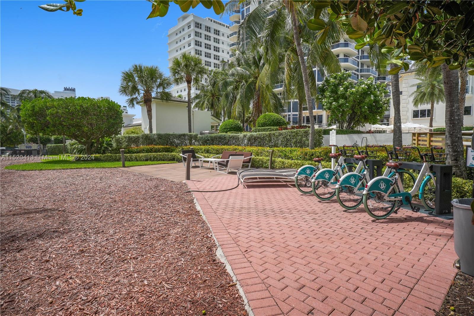 4779 Collins Ave 3203, Miami Beach, Florida 33140, 3 Bedrooms Bedrooms, ,3 BathroomsBathrooms,Residential,For Sale,4779 Collins Ave 3203,A11520413