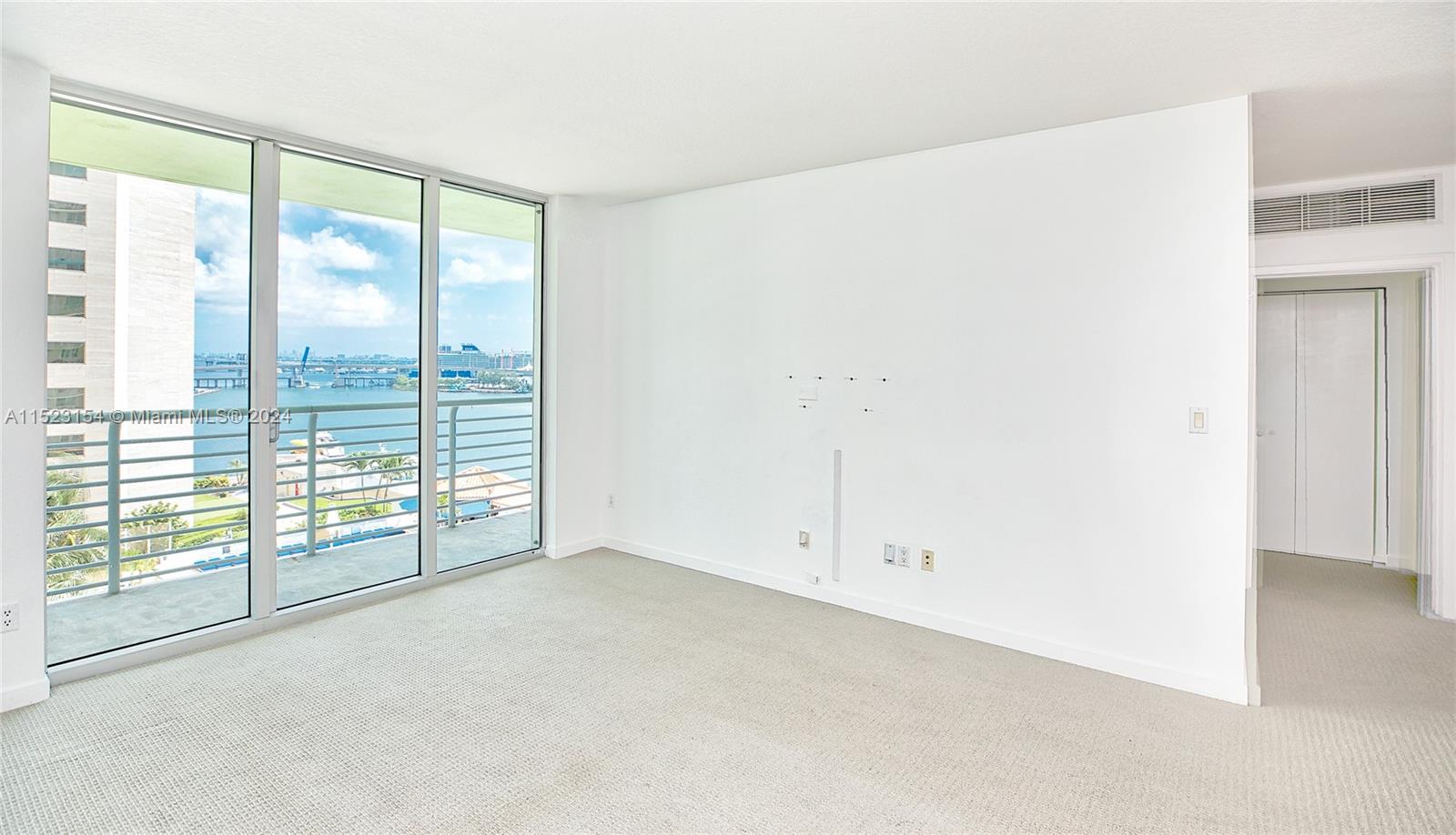 335 Biscayne Blvd, Miami, FL, 33131 United States, 2 Bedrooms Bedrooms, ,2 BathroomsBathrooms,Residential,For Sale,Biscayne Blvd,A11523154