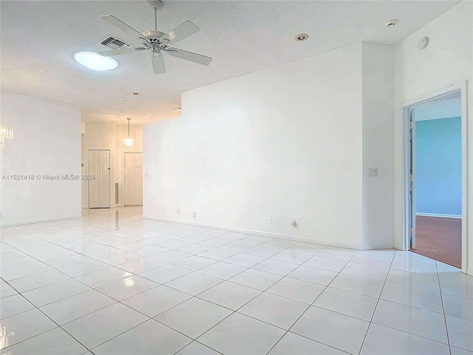 6132 Long Key Ln, Boynton Beach, FL, 33472 United States, 3 Bedrooms Bedrooms, ,2 BathroomsBathrooms,Residential,For Sale,Long Key Ln,A11521418