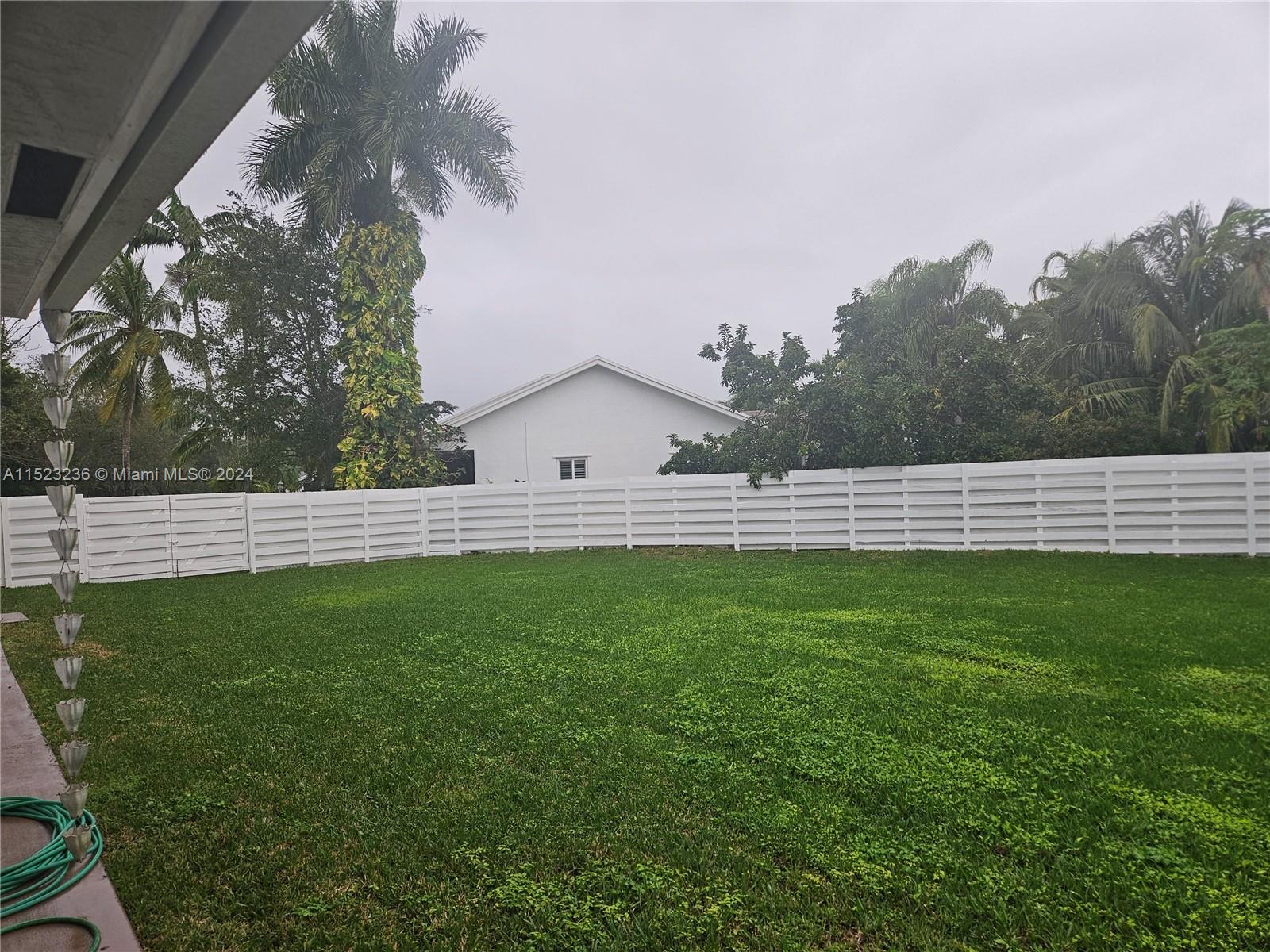 14763 SW 152nd Pl, Miami, FL 33196, 4 Bedrooms Bedrooms, ,2 BathroomsBathrooms,Residential,For Sale,152nd Pl,A11523236