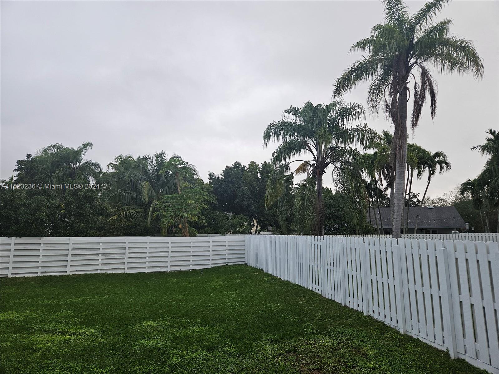 14763 SW 152nd Pl, Miami, FL 33196, 4 Bedrooms Bedrooms, ,2 BathroomsBathrooms,Residential,For Sale,152nd Pl,A11523236