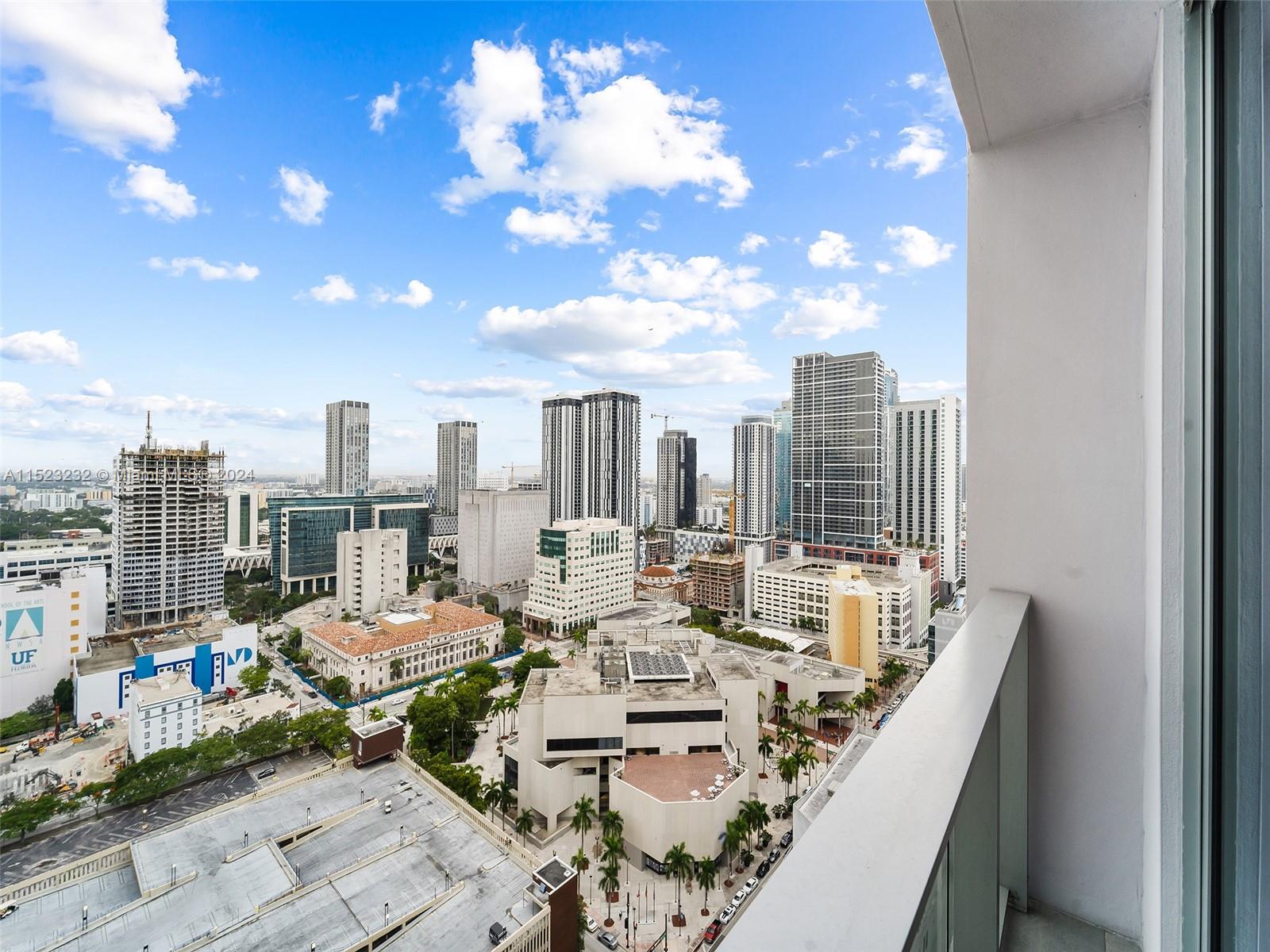 Miami, FL, 33132 United States, 1 Bedroom Bedrooms, ,1 BathroomBathrooms,Residential,For Sale,A11523232