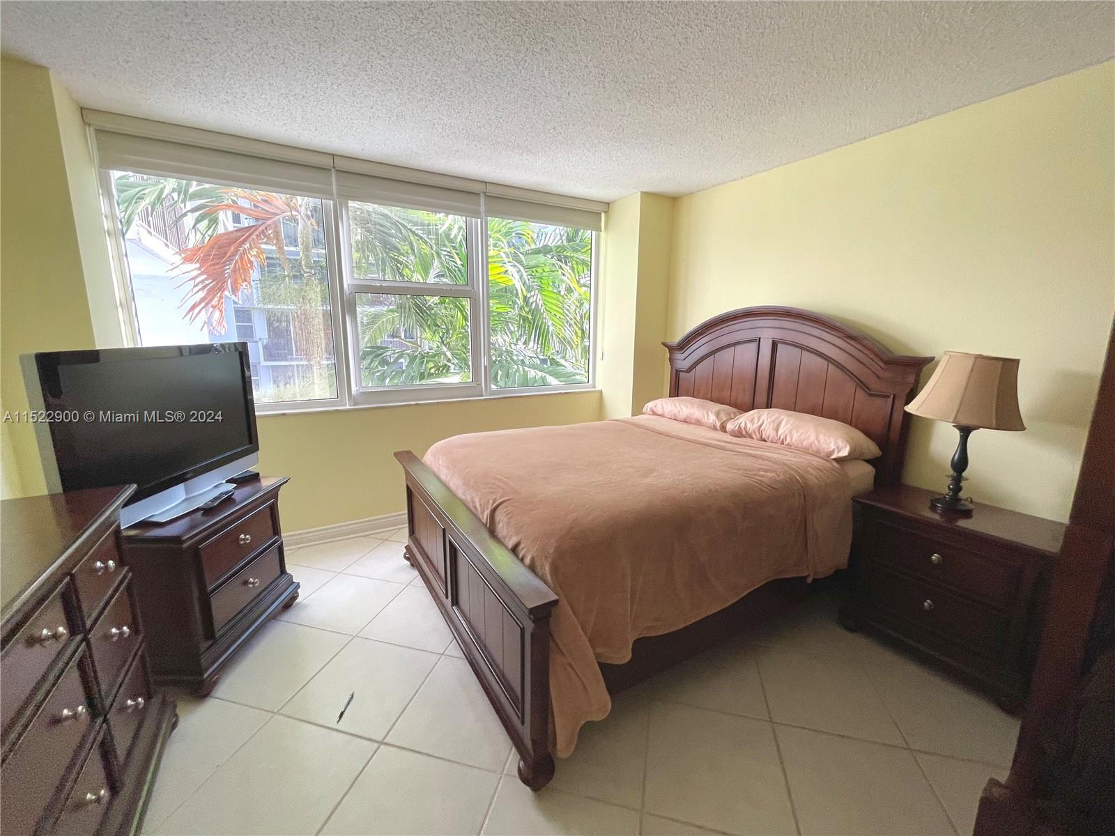 2030 S Ocean Dr 327, Hallandale Beach, Florida 33009, 3 Bedrooms Bedrooms, ,2 BathroomsBathrooms,Residential,For Sale,2030 S Ocean Dr 327,A11522900
