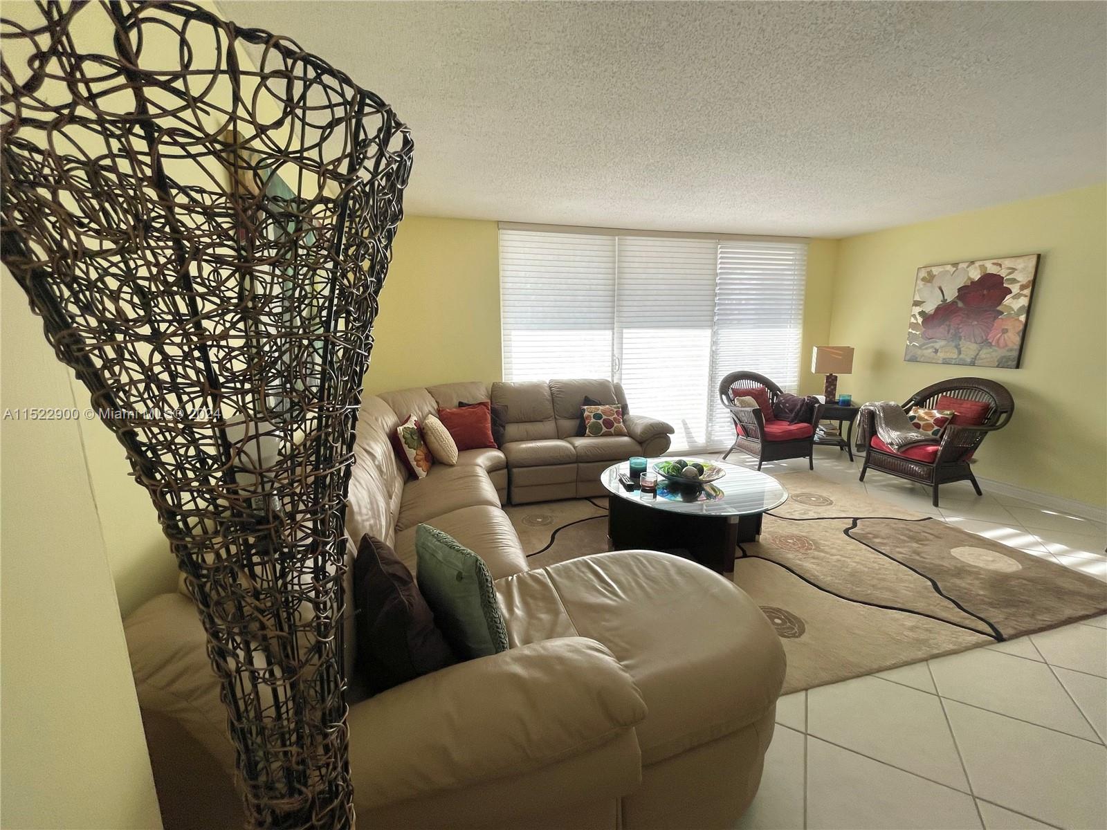 2030 S Ocean Dr 327, Hallandale Beach, Florida 33009, 3 Bedrooms Bedrooms, ,2 BathroomsBathrooms,Residential,For Sale,2030 S Ocean Dr 327,A11522900