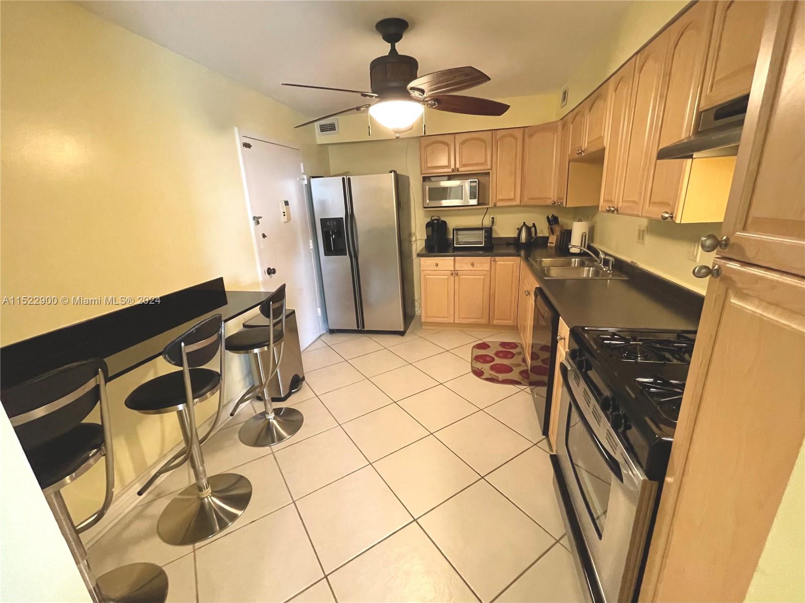 2030 S Ocean Dr 327, Hallandale Beach, FL 33009, 3 Bedrooms Bedrooms, ,2 BathroomsBathrooms,Residential,For Sale,Ocean Dr,A11522900