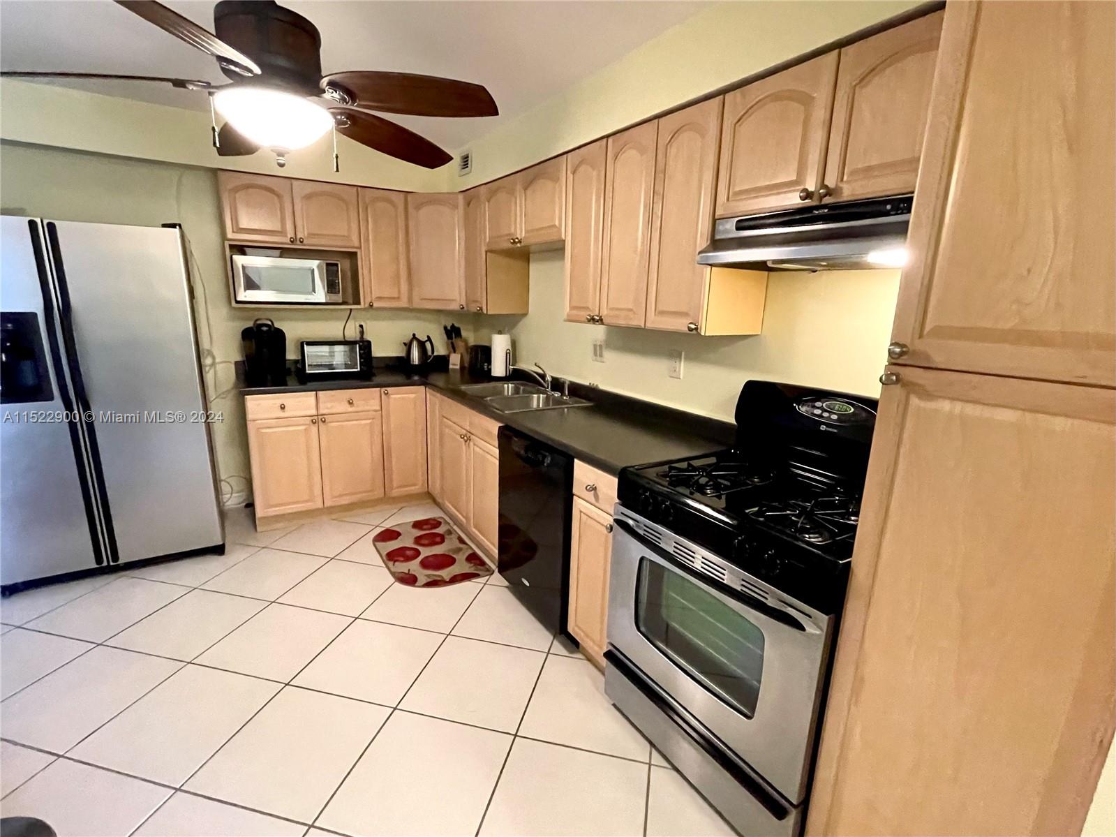 2030 S Ocean Dr 327, Hallandale Beach, Florida 33009, 3 Bedrooms Bedrooms, ,2 BathroomsBathrooms,Residential,For Sale,2030 S Ocean Dr 327,A11522900