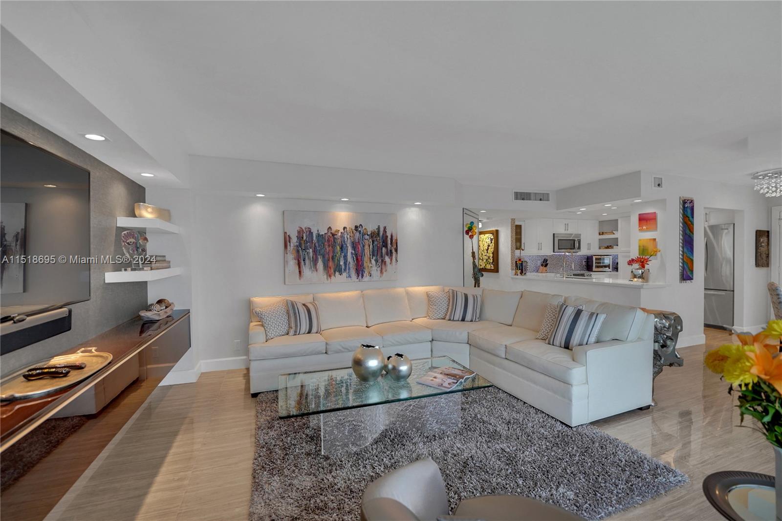 2030 S Ocean Dr 1420, Hallandale Beach, Florida 33009, 2 Bedrooms Bedrooms, ,2 BathroomsBathrooms,Residential,For Sale,2030 S Ocean Dr 1420,A11518695