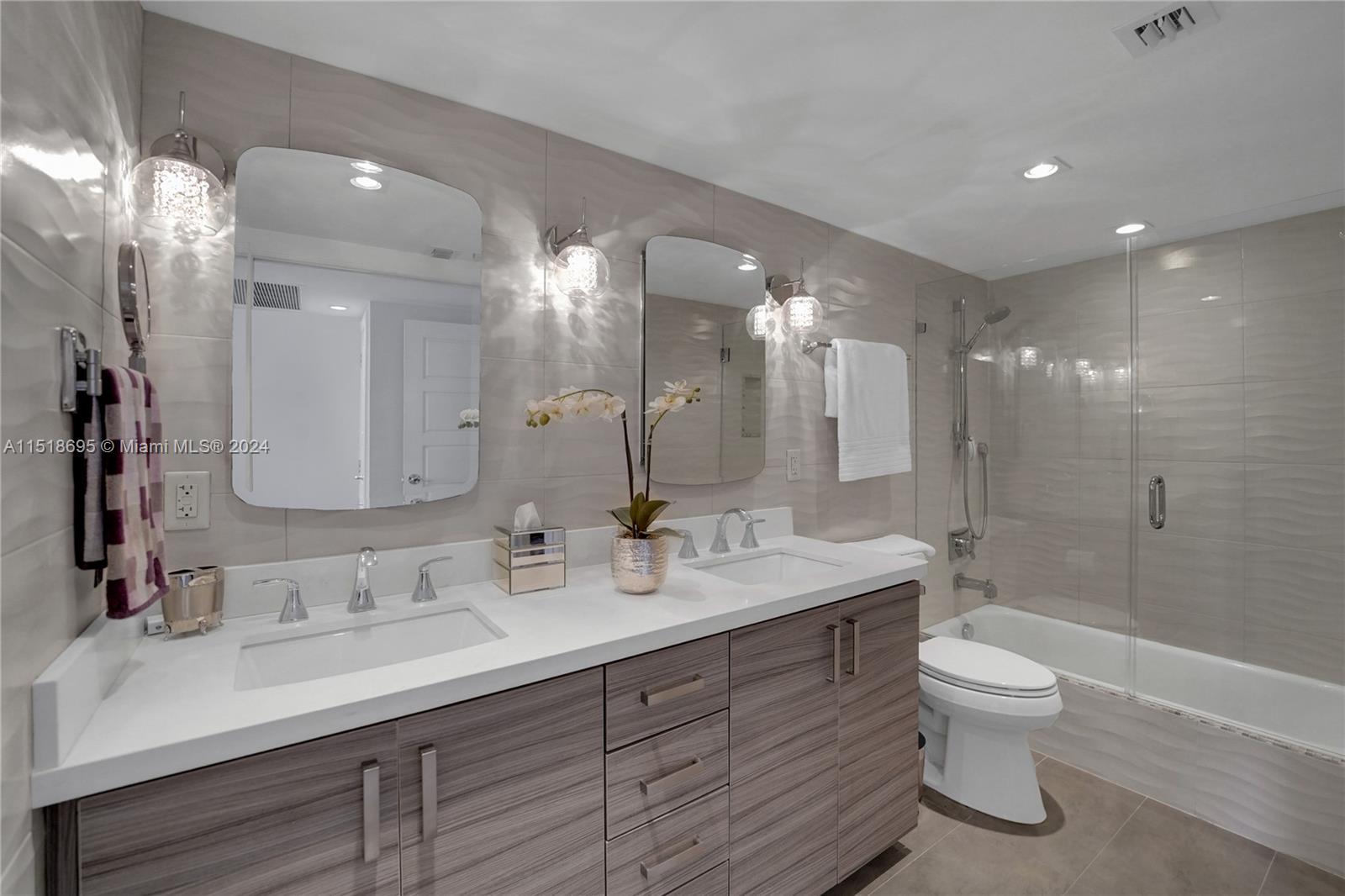 2030 S Ocean Dr 1420, Hallandale Beach, Florida 33009, 2 Bedrooms Bedrooms, ,2 BathroomsBathrooms,Residential,For Sale,2030 S Ocean Dr 1420,A11518695