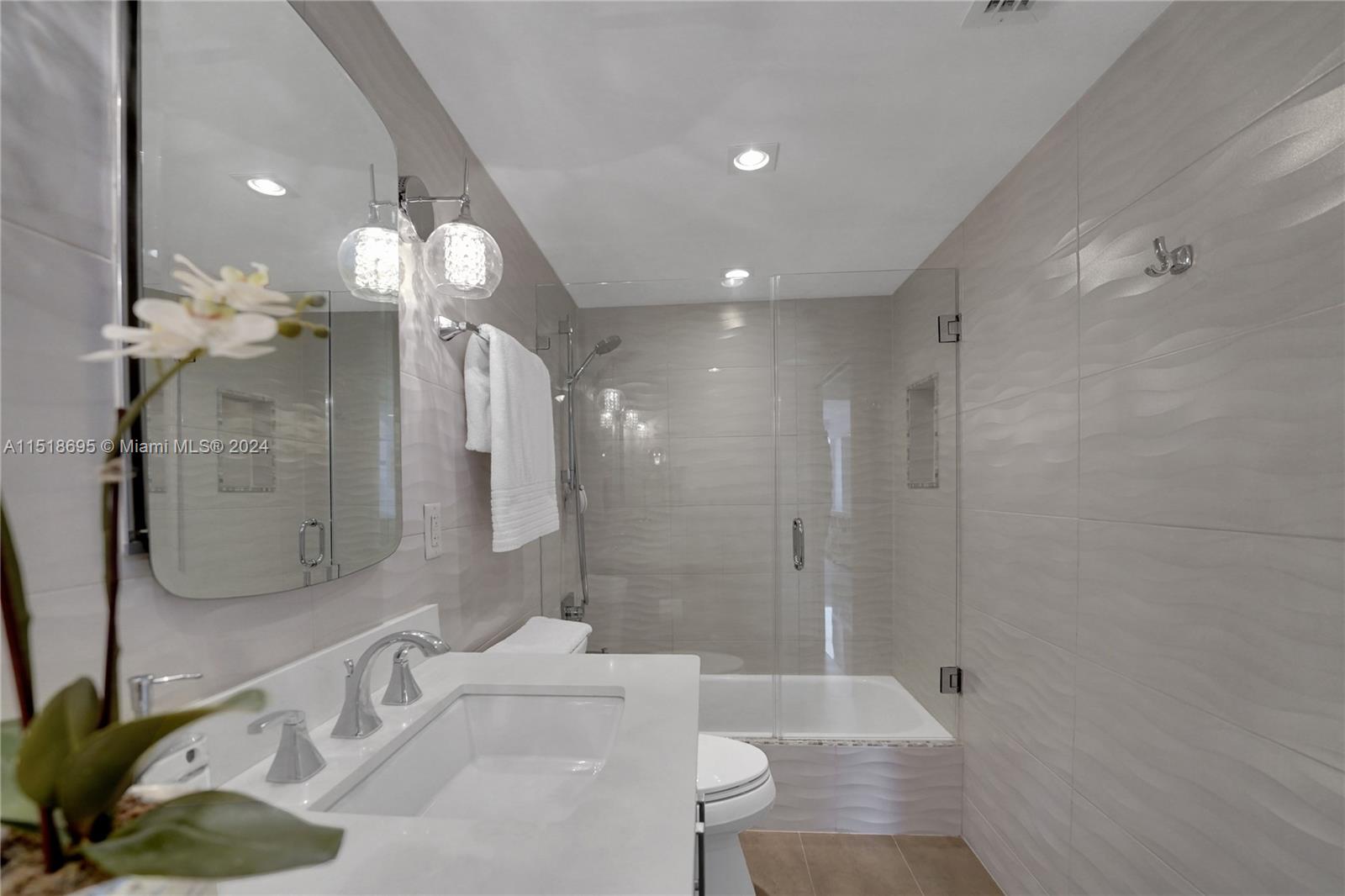 2030 S Ocean Dr 1420, Hallandale Beach, Florida 33009, 2 Bedrooms Bedrooms, ,2 BathroomsBathrooms,Residential,For Sale,2030 S Ocean Dr 1420,A11518695