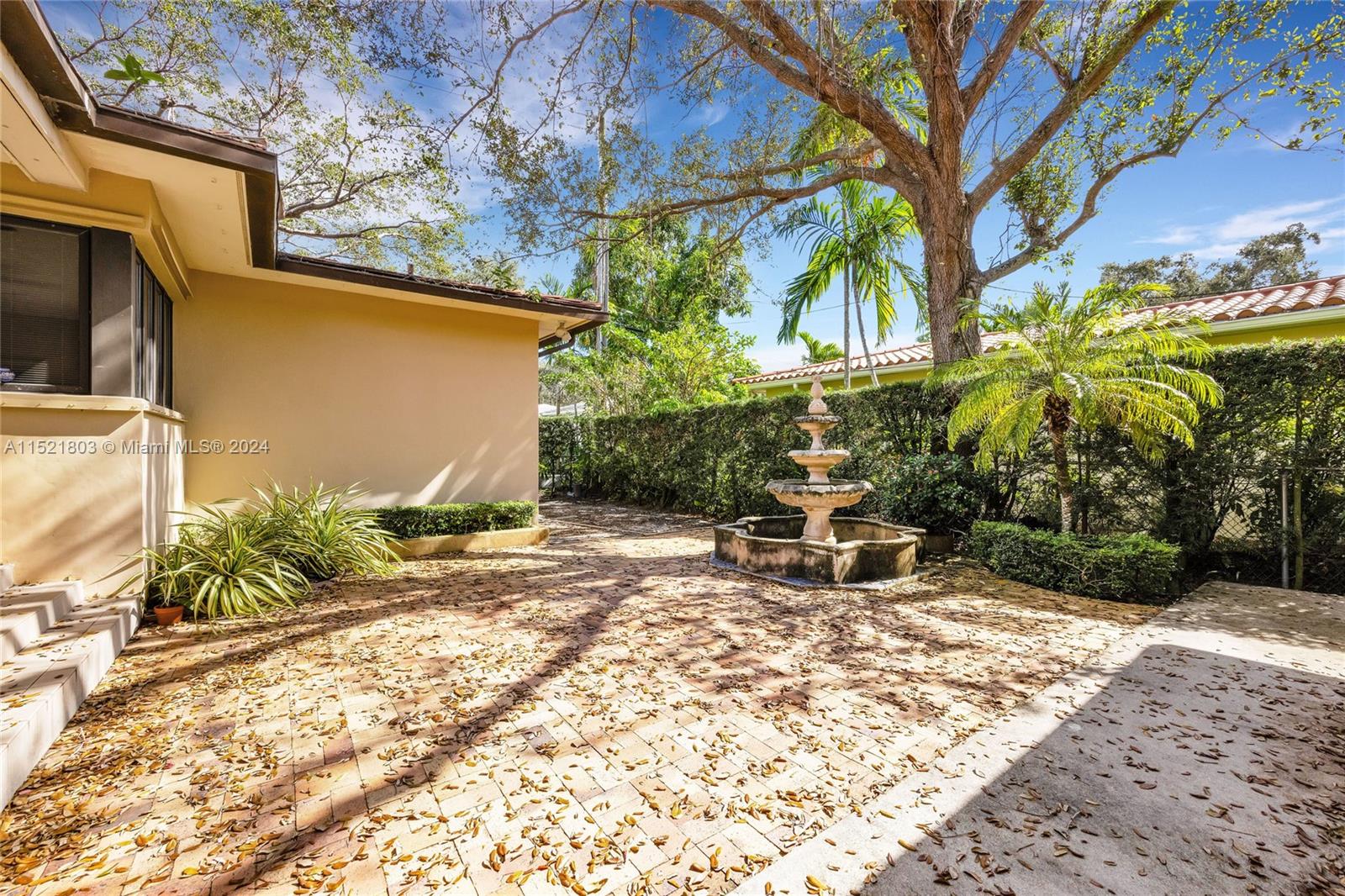 1170 Alhambra Cir, Coral Gables, FL, 33146 United States, 4 Bedrooms Bedrooms, ,3 BathroomsBathrooms,Residential,For Sale,Alhambra Cir,A11521803