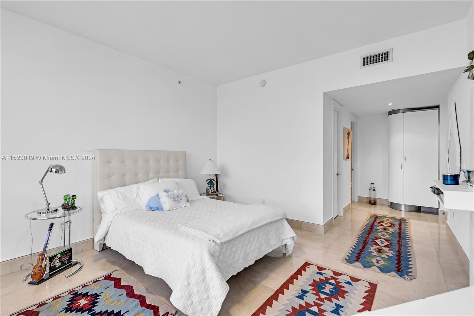 10225 Collins Ave, Bal Harbour, FL, 33154 United States, 4 Bedrooms Bedrooms, ,3 BathroomsBathrooms,Residential,For Sale,Collins Ave,A11523019