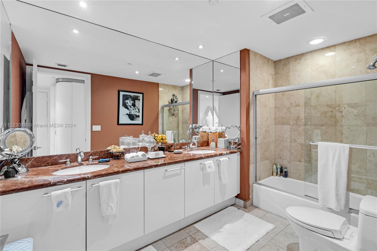 10225 Collins Ave, Bal Harbour, FL, 33154 United States, 4 Bedrooms Bedrooms, ,3 BathroomsBathrooms,Residential,For Sale,Collins Ave,A11523019