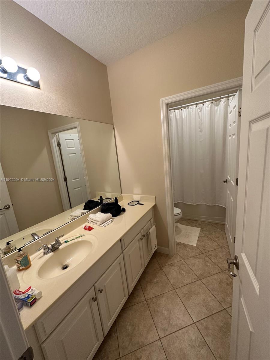 6216 Roseate Spoonbill Drive, Orlando, FL 34786, 6 Bedrooms Bedrooms, ,5 BathroomsBathrooms,Residential,For Sale,Roseate Spoonbill Drive,A11502294