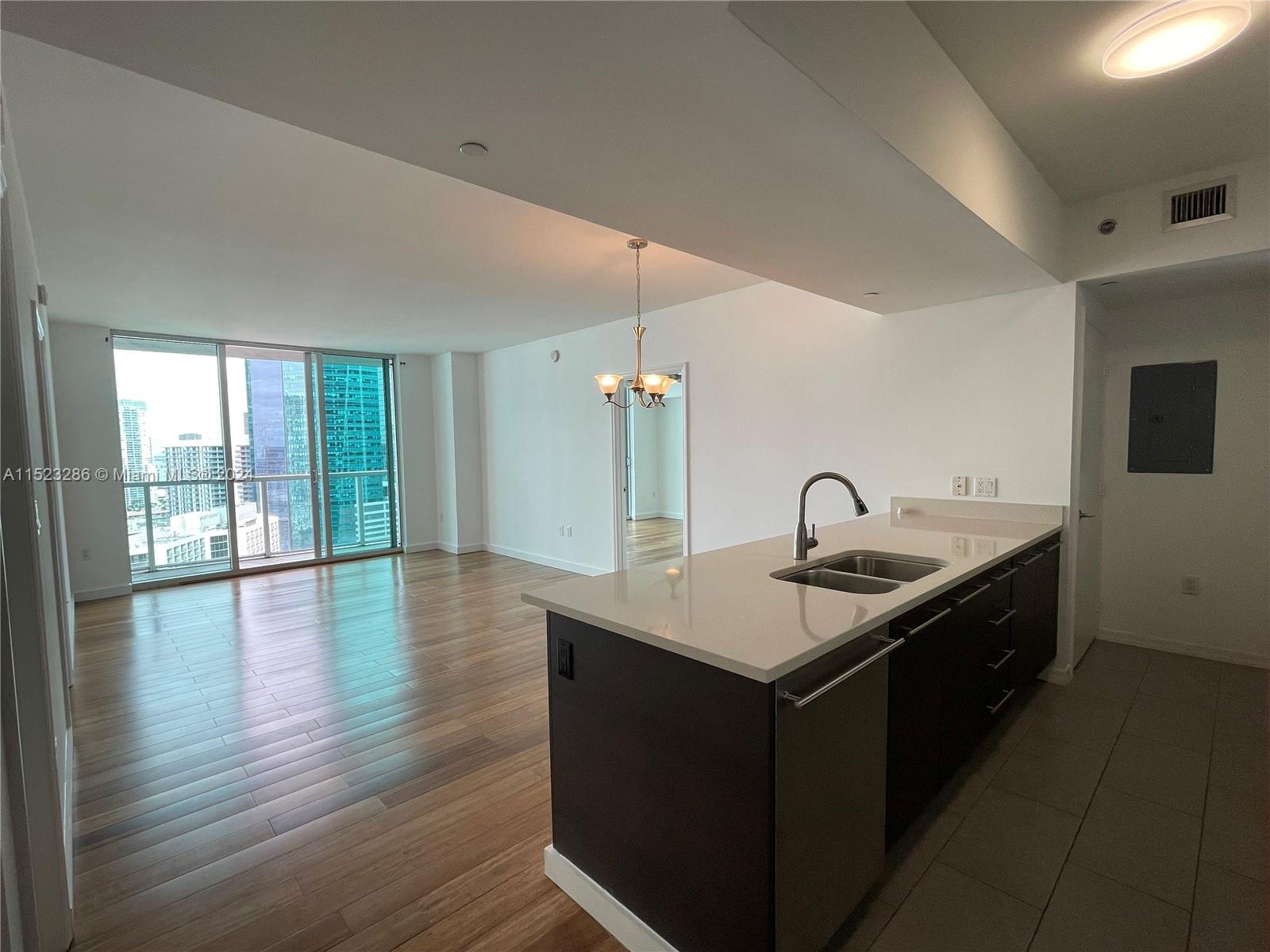 55 6th St, Miami, FL, 33131 United States, 2 Bedrooms Bedrooms, ,2 BathroomsBathrooms,Residential,For Sale,6th St,A11523286