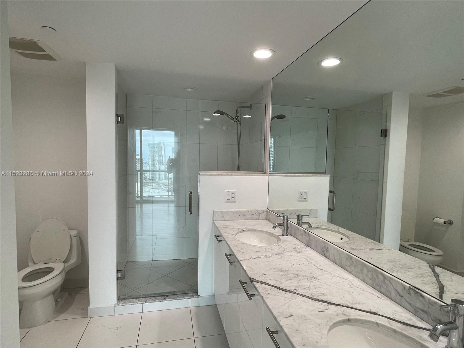 55 6th St, Miami, FL, 33131 United States, 2 Bedrooms Bedrooms, ,2 BathroomsBathrooms,Residential,For Sale,6th St,A11523286