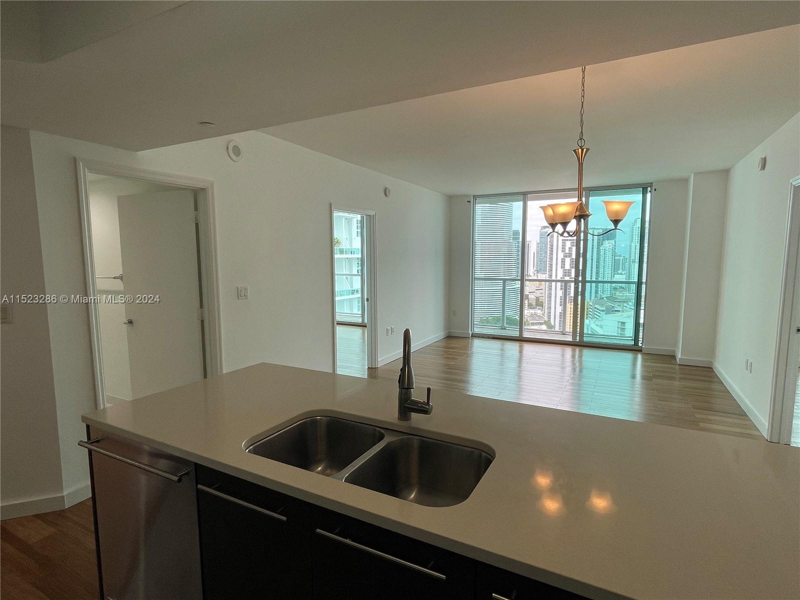 55 6th St, Miami, FL, 33131 United States, 2 Bedrooms Bedrooms, ,2 BathroomsBathrooms,Residential,For Sale,6th St,A11523286