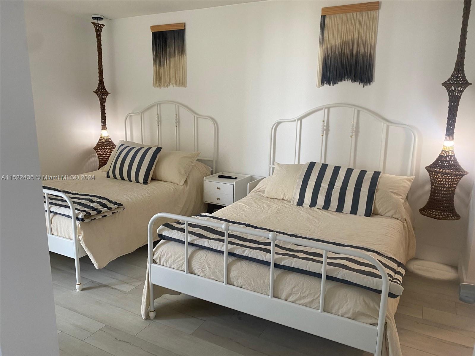 5880 Collins Ave 902, Miami Beach, Florida 33140, 1 Bedroom Bedrooms, ,1 BathroomBathrooms,Residentiallease,For Rent,5880 Collins Ave 902,A11522435