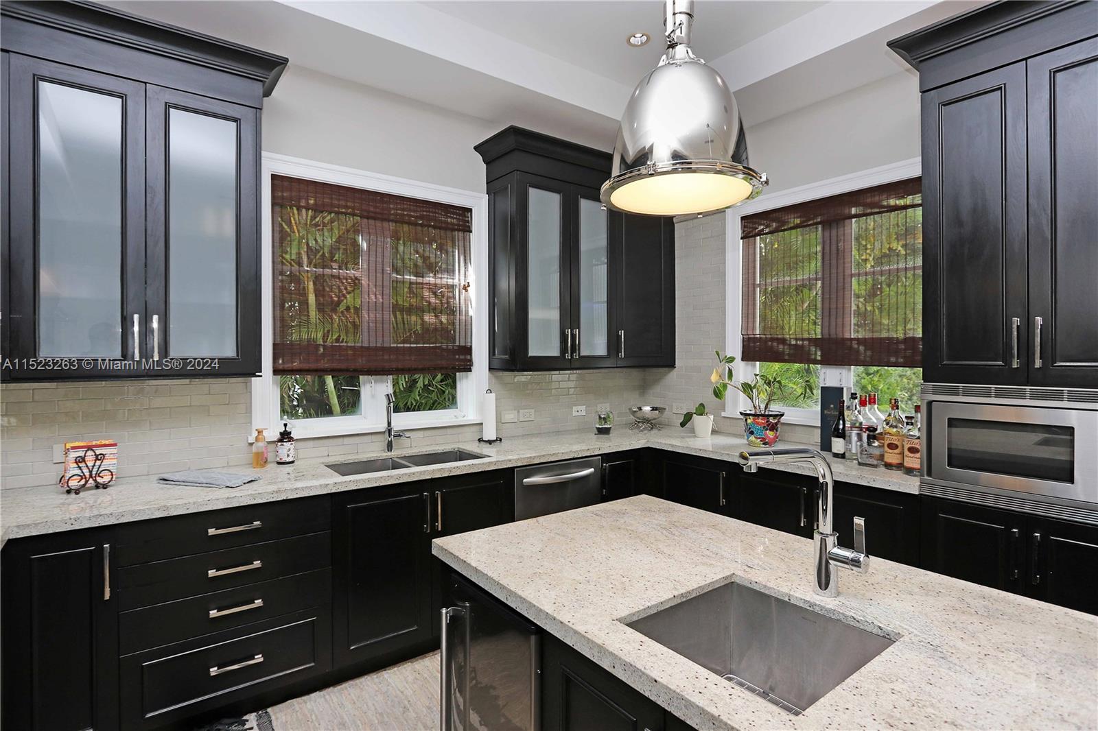 7740 Atlantic Way, Miami Beach, FL, 33141 United States, 4 Bedrooms Bedrooms, ,4 BathroomsBathrooms,Residential,For Sale,Atlantic Way,A11523263