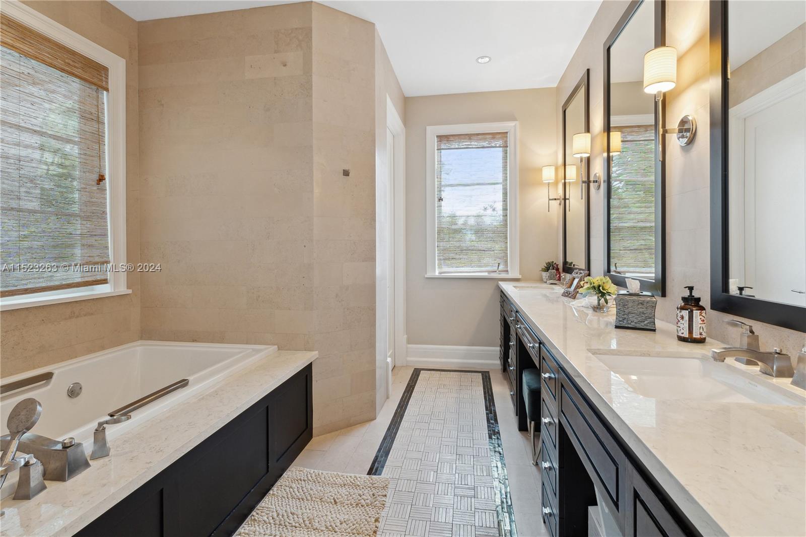 7740 Atlantic Way, Miami Beach, FL, 33141 United States, 4 Bedrooms Bedrooms, ,4 BathroomsBathrooms,Residential,For Sale,Atlantic Way,A11523263