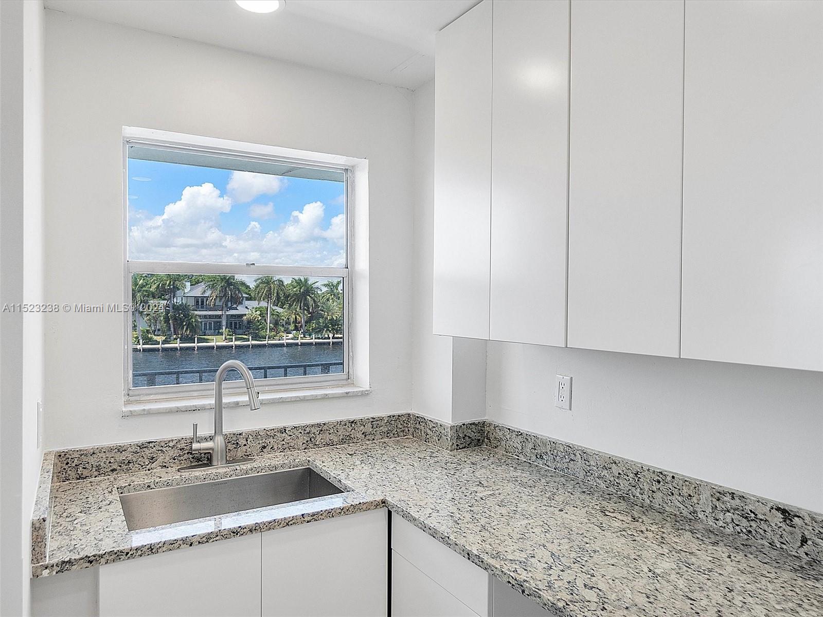 701 Riverside Drive, Pompano Beach, FL, 33062 United States, 1 Bedroom Bedrooms, ,1 BathroomBathrooms,Residential,For Sale,Riverside Drive,A11523238