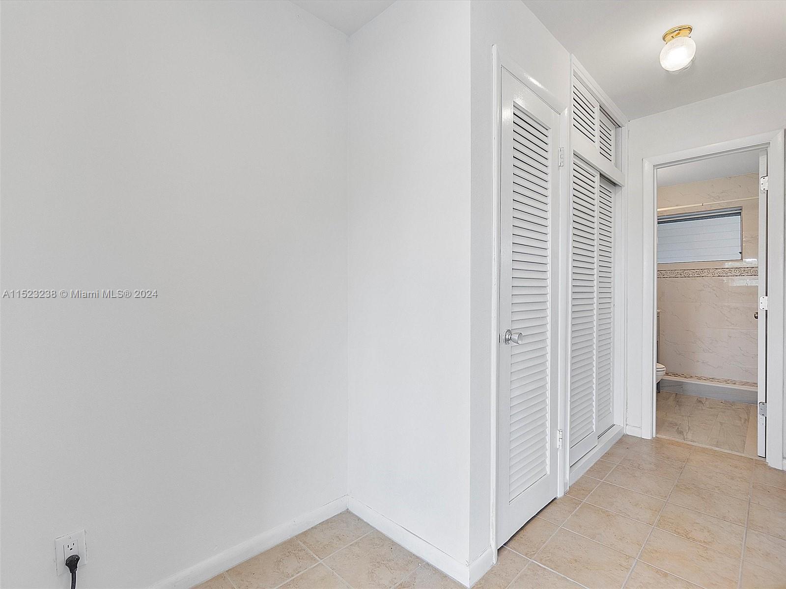 701 Riverside Drive, Pompano Beach, FL, 33062 United States, 1 Bedroom Bedrooms, ,1 BathroomBathrooms,Residential,For Sale,Riverside Drive,A11523238