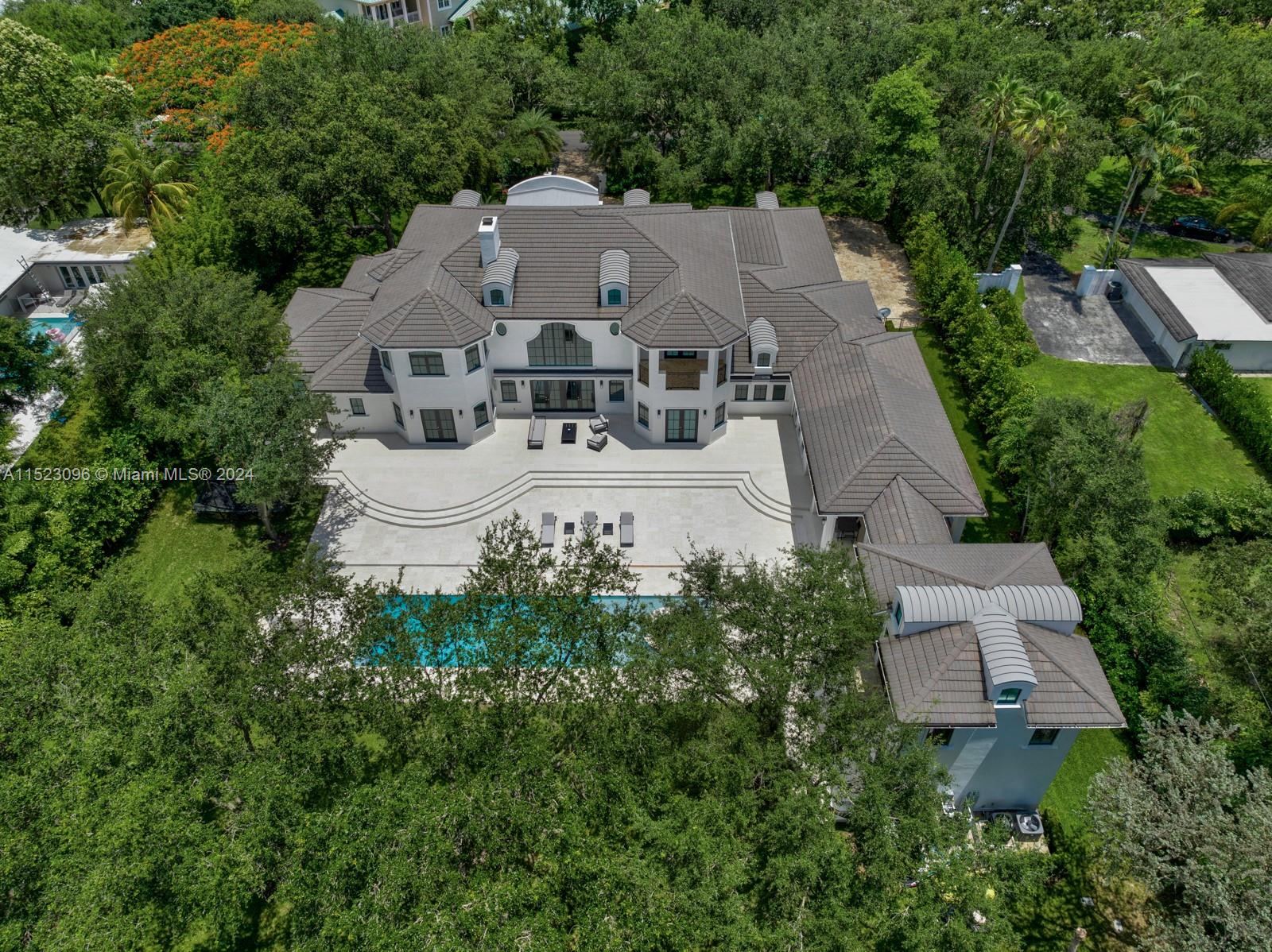 6350 110th St, Pinecrest, FL, 33156 United States, 8 Bedrooms Bedrooms, ,8 BathroomsBathrooms,Residential,For Sale,110th St,A11523096