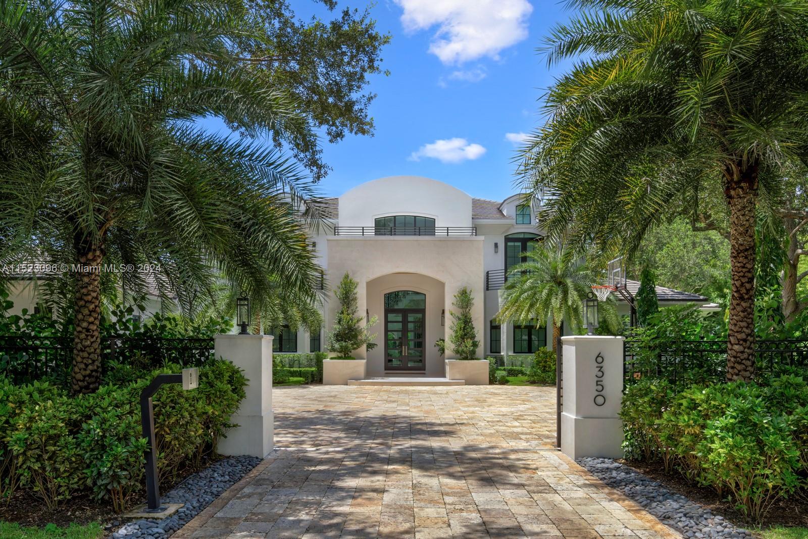 Automated Gate Entry with 30 Hi Tech Cameras Around Property