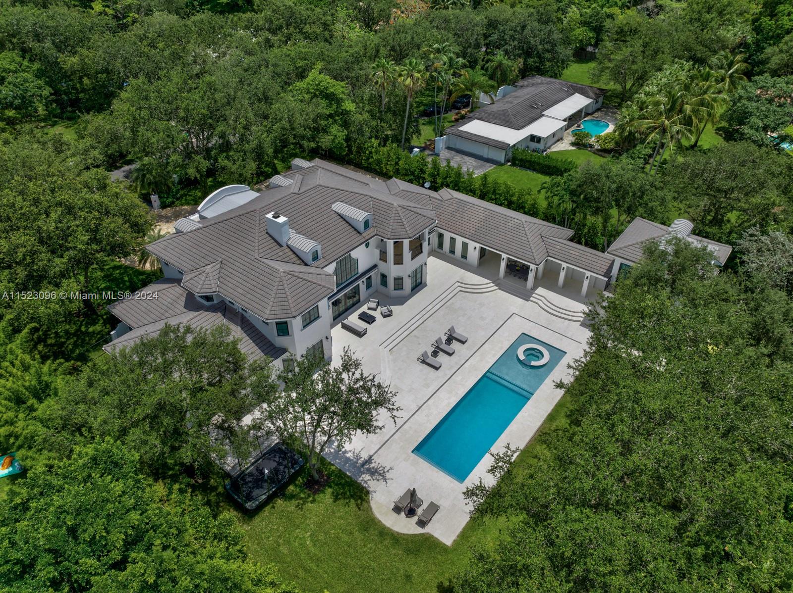 6350 110th St, Pinecrest, FL, 33156 United States, 8 Bedrooms Bedrooms, ,8 BathroomsBathrooms,Residential,For Sale,110th St,A11523096