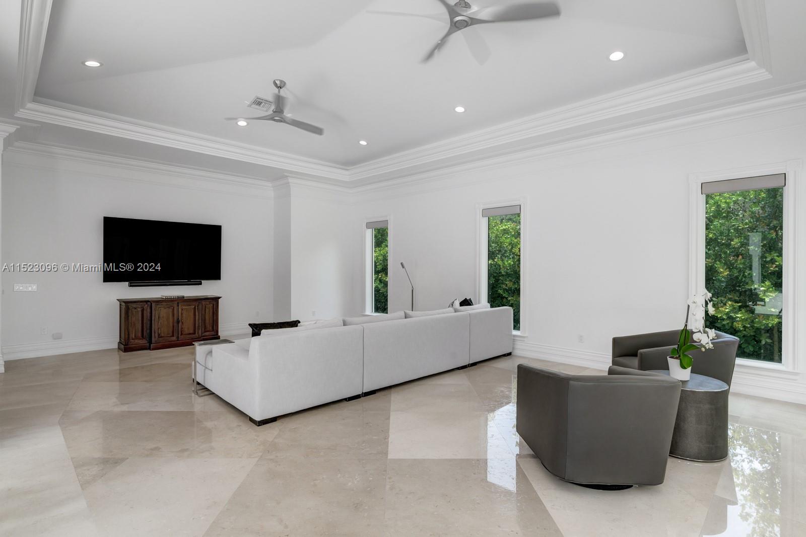 6350 110th St, Pinecrest, FL, 33156 United States, 8 Bedrooms Bedrooms, ,8 BathroomsBathrooms,Residential,For Sale,110th St,A11523096