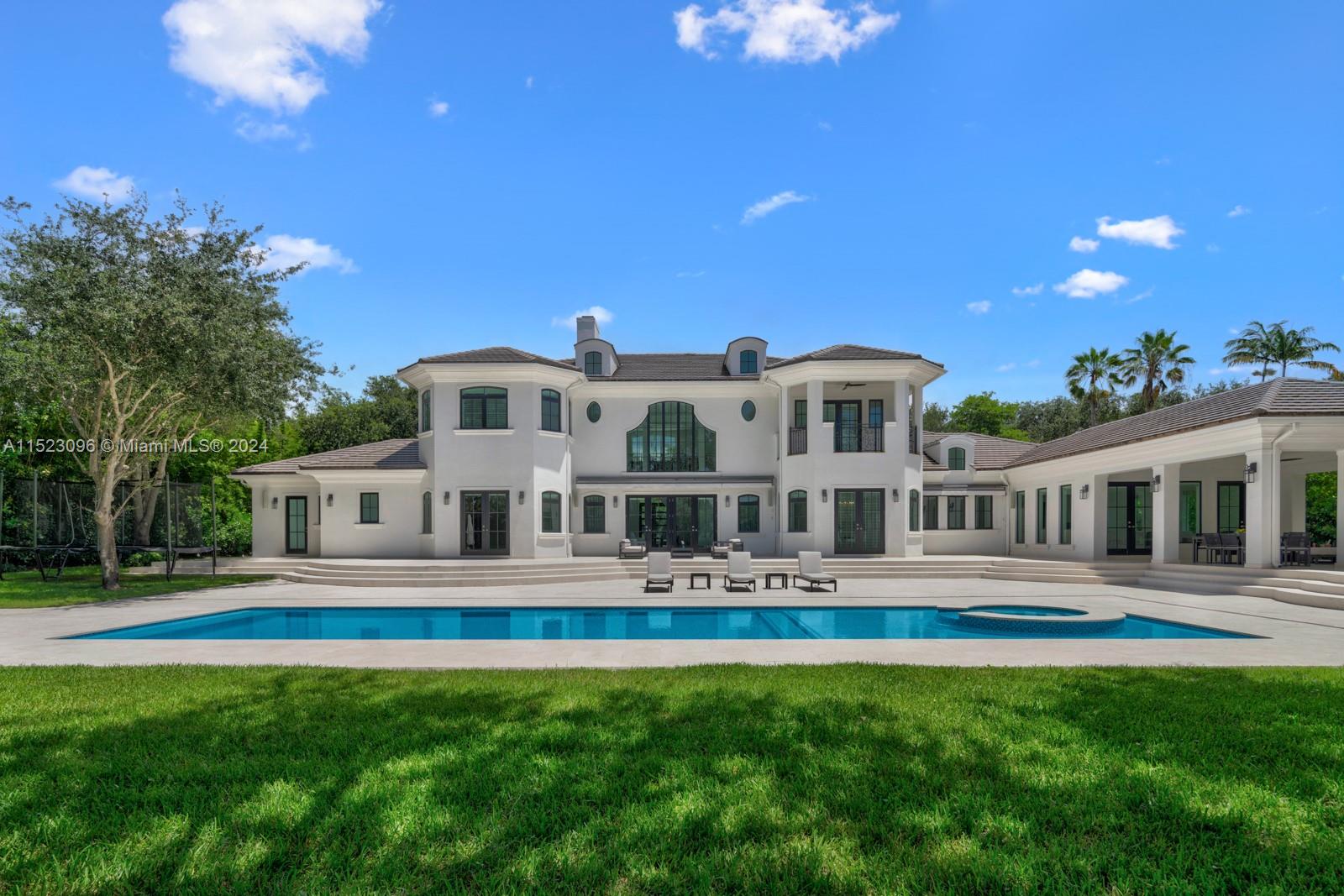 Majestic Mansion on quiet street in Pinecrest!