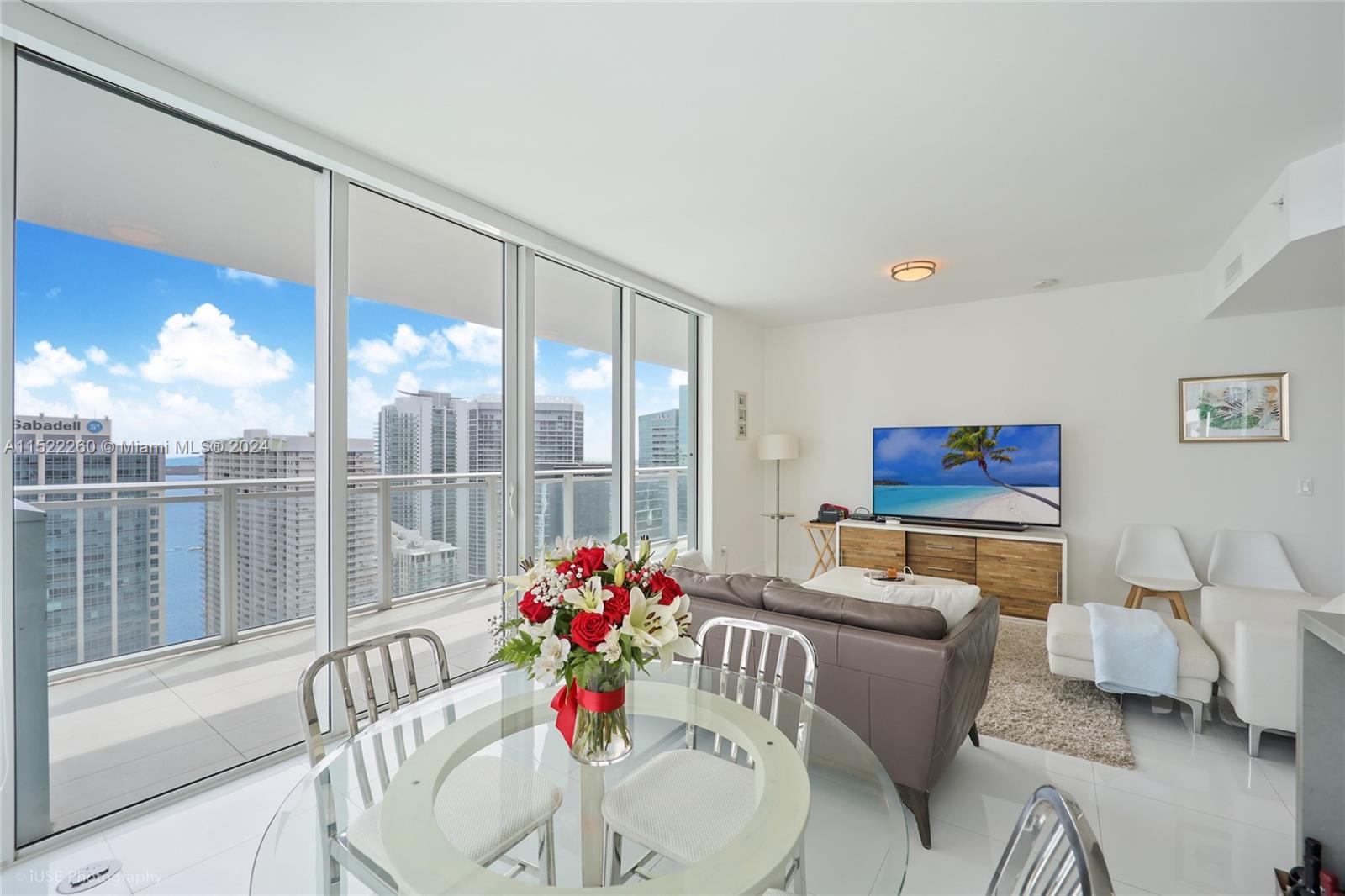 1080 Brickell Ave, Miami, FL, 33131 United States, 3 Bedrooms Bedrooms, ,3 BathroomsBathrooms,Residential,For Sale,Brickell Ave,A11522260