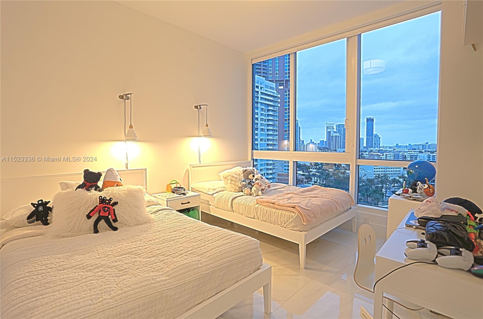 100 S Pointe Dr 1101, Miami Beach, Florida 33139, 2 Bedrooms Bedrooms, ,2 BathroomsBathrooms,Residentiallease,For Rent,100 S Pointe Dr 1101,A11523336