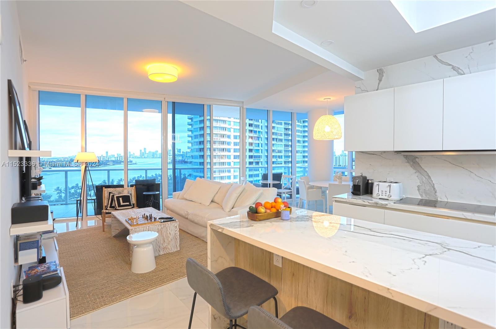 100 S Pointe Dr 1101, Miami Beach, Florida 33139, 2 Bedrooms Bedrooms, ,2 BathroomsBathrooms,Residentiallease,For Rent,100 S Pointe Dr 1101,A11523336