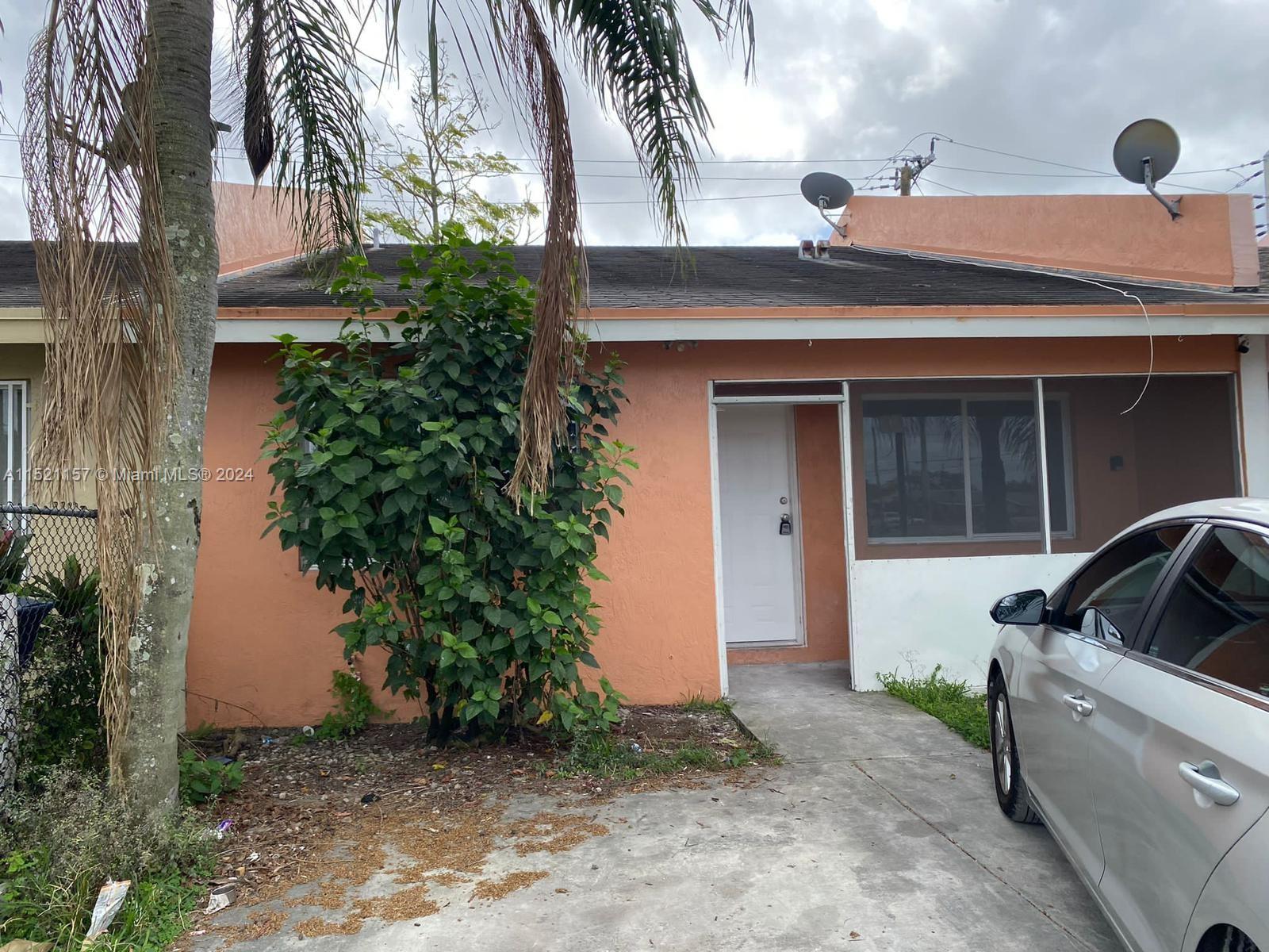 585 15th St, Florida City, FL, 33034 United States, 3 Bedrooms Bedrooms, ,2 BathroomsBathrooms,Residential,For Sale,15th St,A11521157