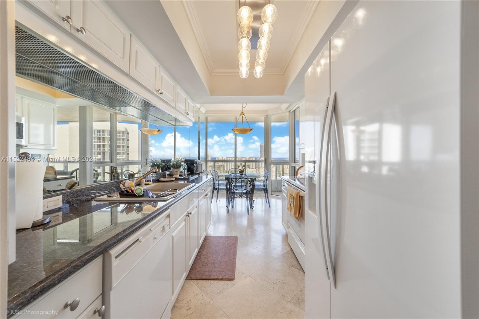 21205 Yacht Club Dr 2810, Aventura, Florida 33180, 3 Bedrooms Bedrooms, ,2 BathroomsBathrooms,Residential,For Sale,21205 Yacht Club Dr 2810,A11522484