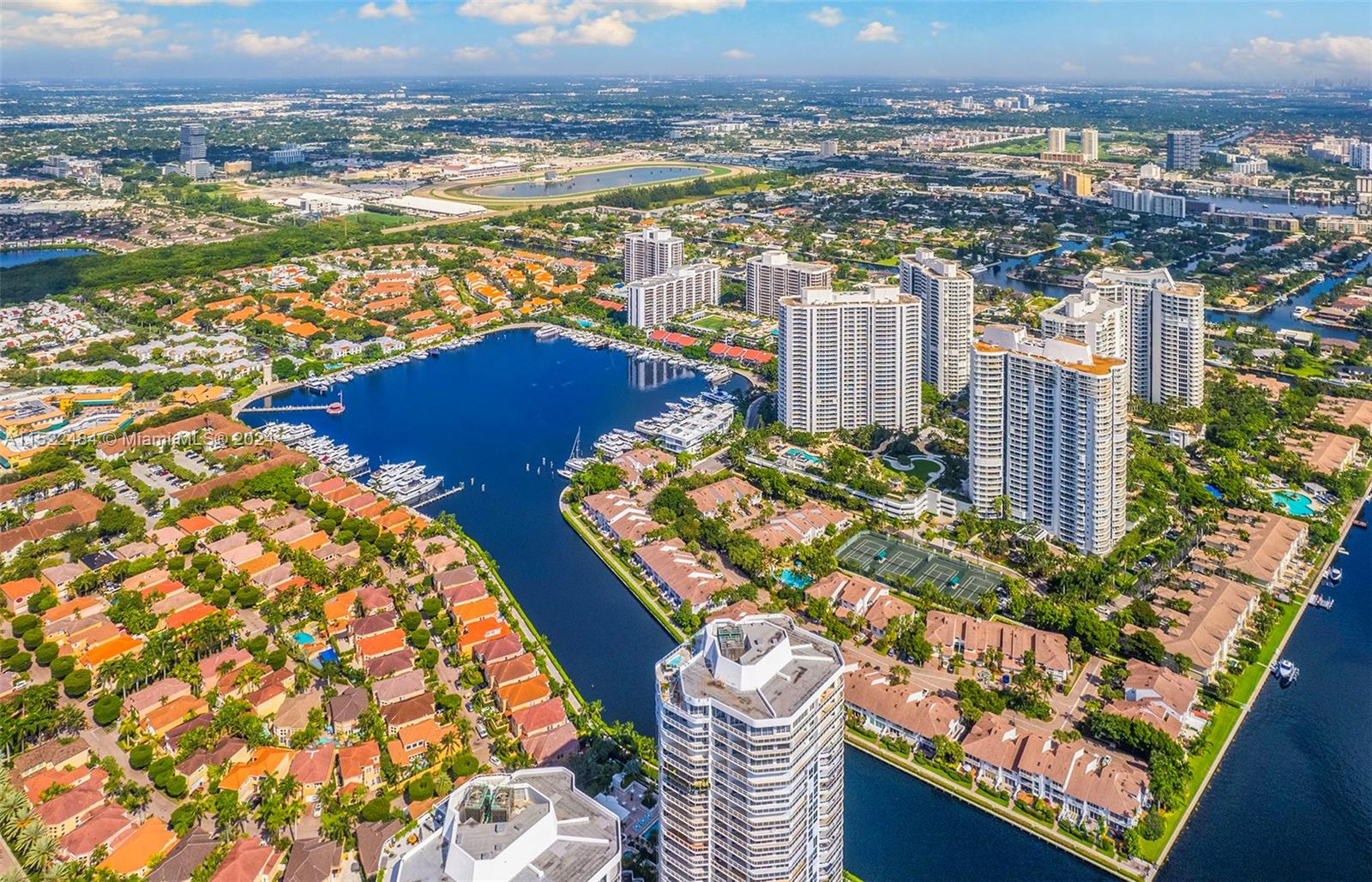 21205 Yacht Club Dr 2810, Aventura, Florida 33180, 3 Bedrooms Bedrooms, ,2 BathroomsBathrooms,Residential,For Sale,21205 Yacht Club Dr 2810,A11522484