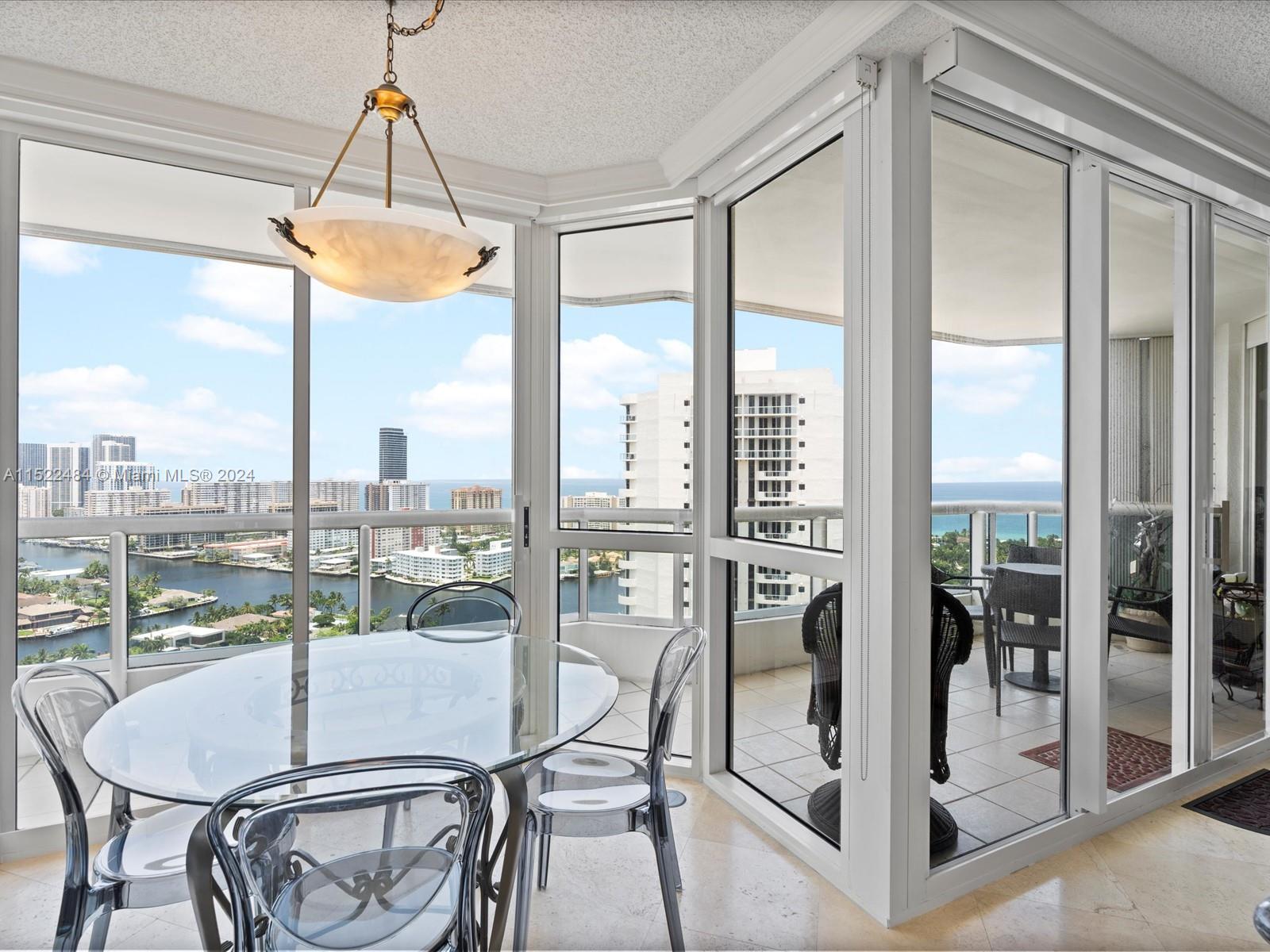 21205 Yacht Club Dr 2810, Aventura, Florida 33180, 3 Bedrooms Bedrooms, ,2 BathroomsBathrooms,Residential,For Sale,21205 Yacht Club Dr 2810,A11522484