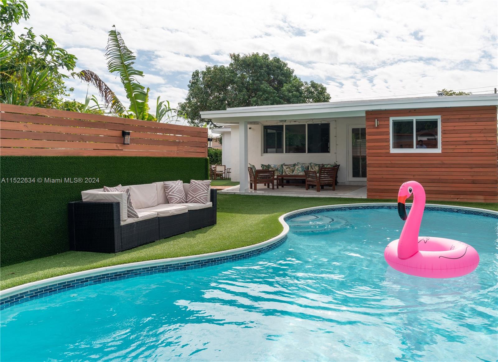 1331 NE 160th St, North Miami Beach, Florida 33162, 3 Bedrooms Bedrooms, ,2 BathroomsBathrooms,Residential,For Sale,1331 NE 160th St,A11522634