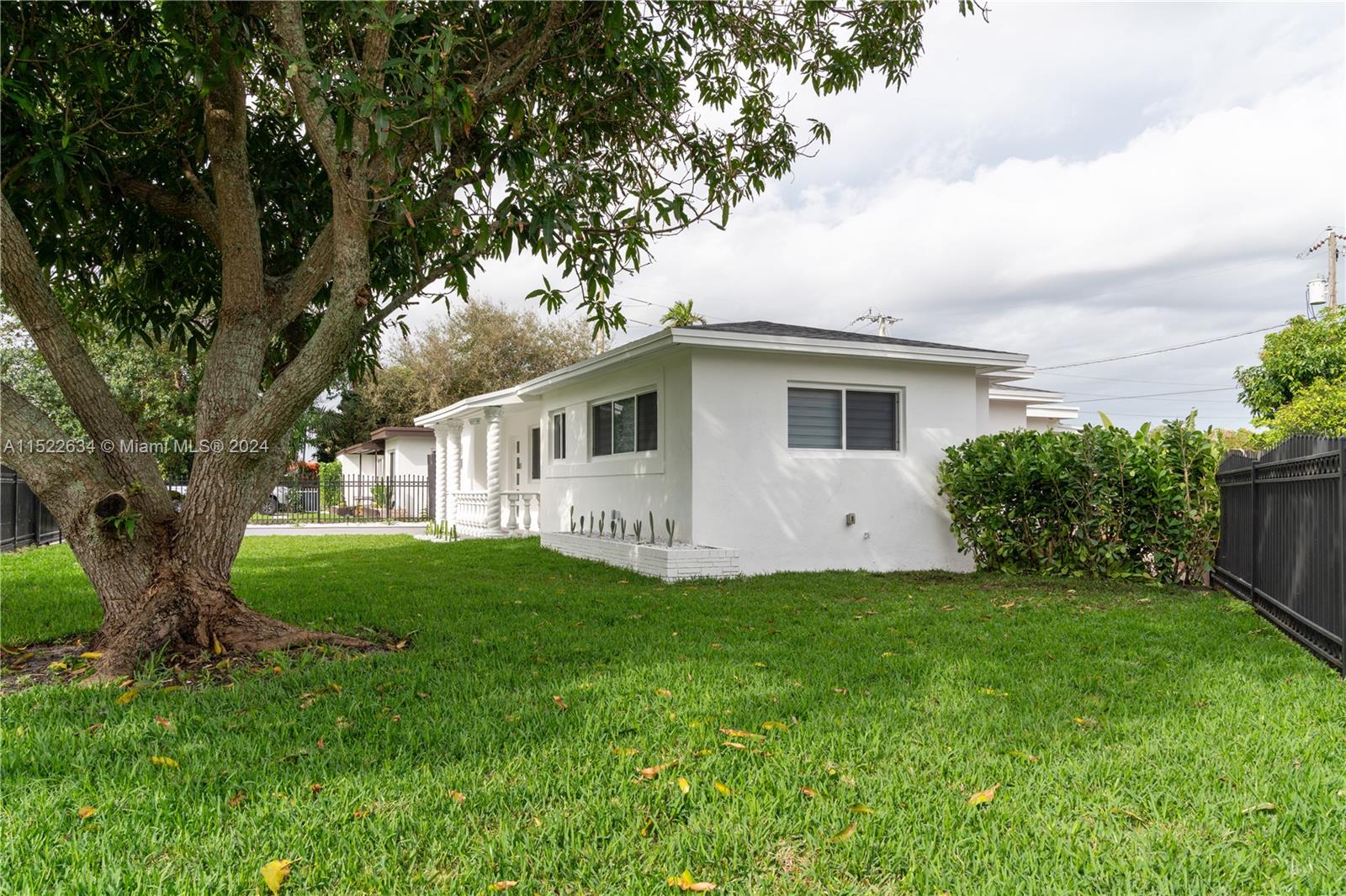 1331 160th St, North Miami Beach, FL, 33162 United States, 3 Bedrooms Bedrooms, ,2 BathroomsBathrooms,Residential,For Sale,160th St,A11522634