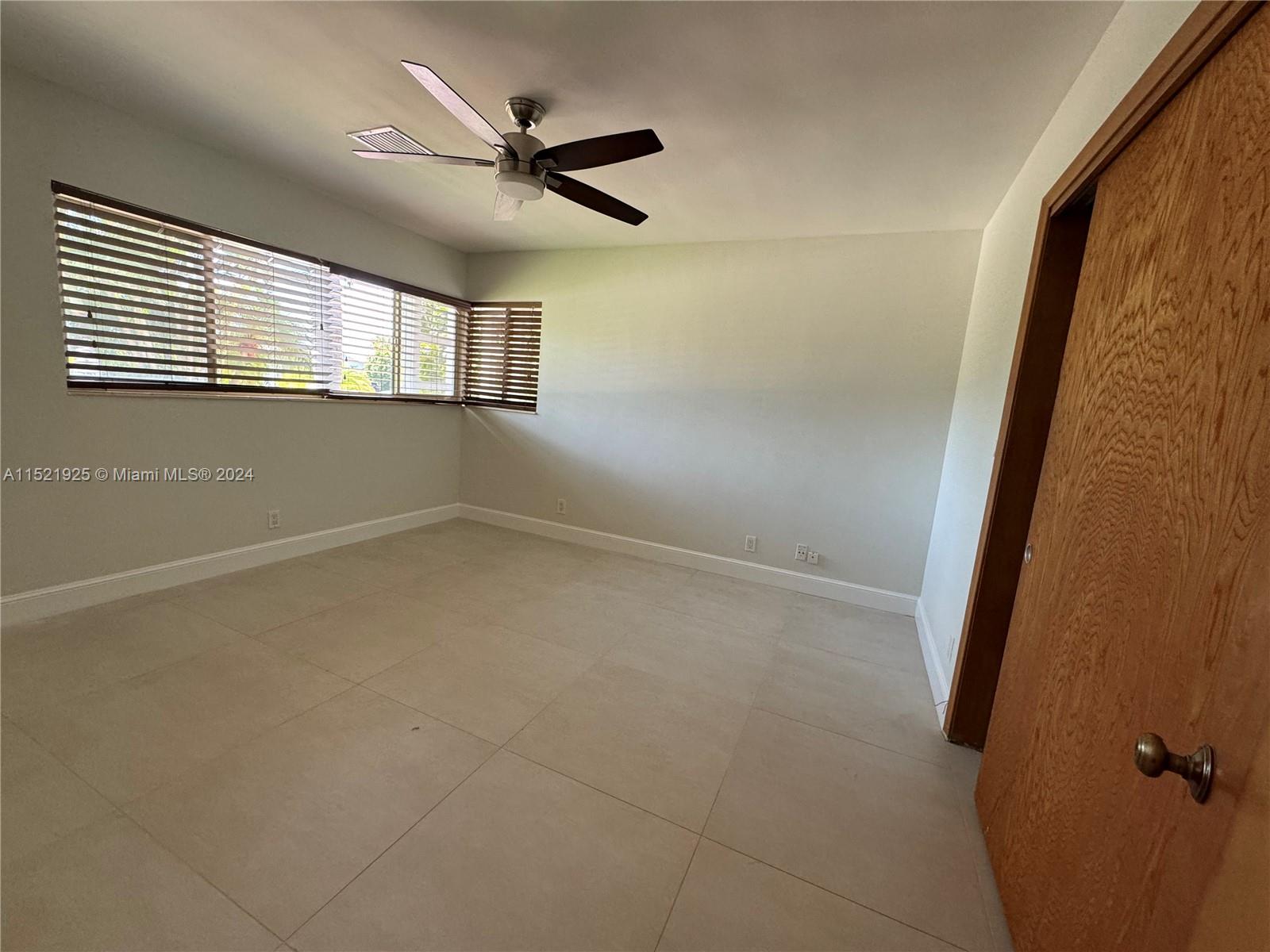 Listing Photo 34