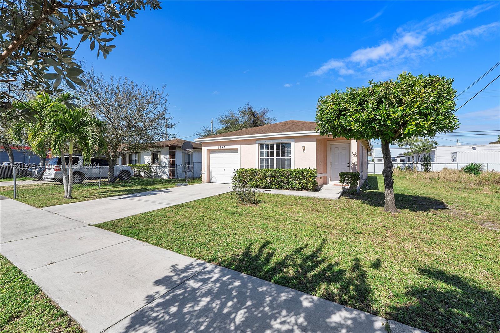 5743 Wiley St, Hollywood, FL, 33023 United States, 3 Bedrooms Bedrooms, ,2 BathroomsBathrooms,Residential,For Sale,Wiley St,A11521495