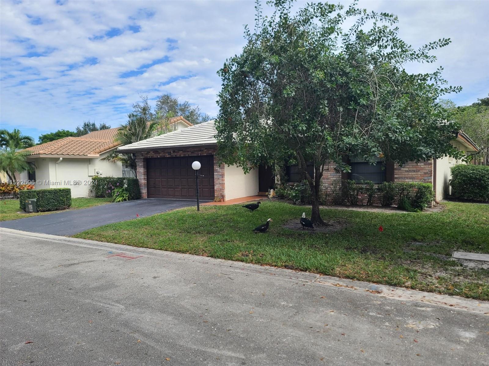 10855 Cypress Run Cir, Coral Springs, FL, 33071 United States, 3 Bedrooms Bedrooms, ,2 BathroomsBathrooms,Residential,For Sale,Cypress Run Cir,A11522506