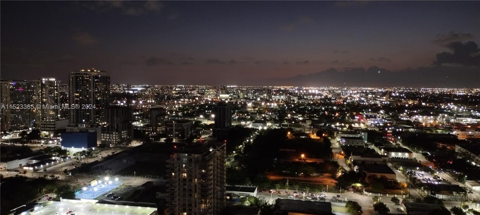 1900 N Bayshore Dr 3511, Miami, Florida 33132, 2 Bedrooms Bedrooms, 3 Rooms Rooms,2 BathroomsBathrooms,Residential,For Sale,1900 N Bayshore Dr 3511,A11523385