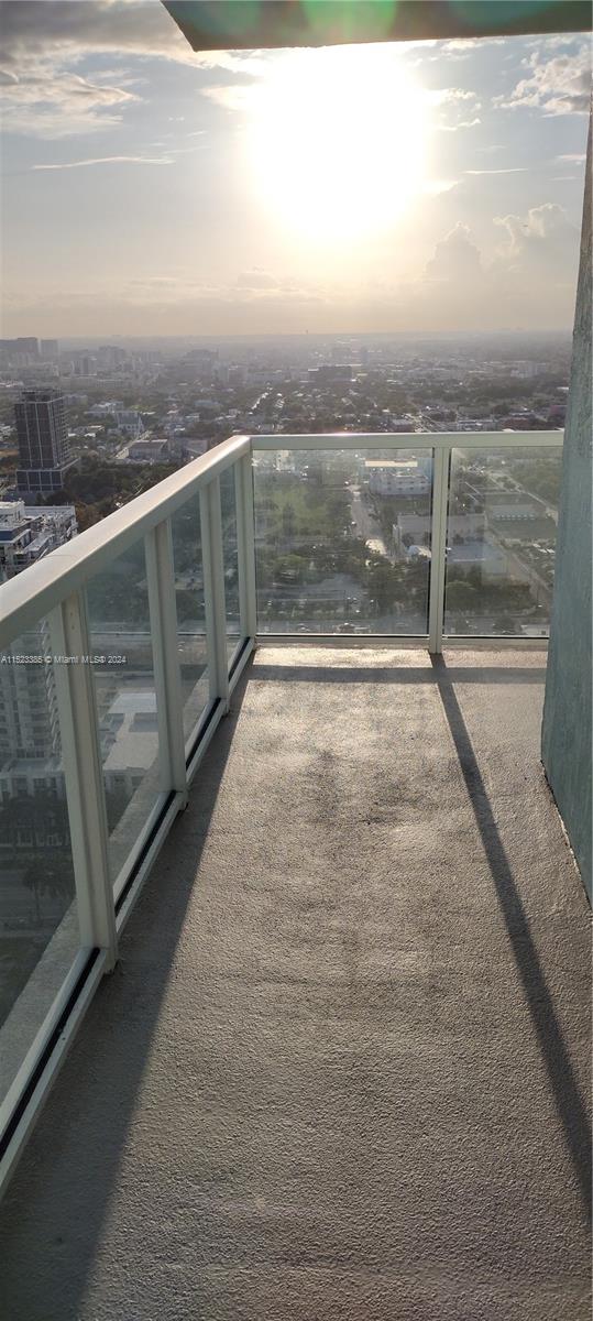 1900 N Bayshore Dr 3511, Miami, Florida 33132, 2 Bedrooms Bedrooms, 3 Rooms Rooms,2 BathroomsBathrooms,Residential,For Sale,1900 N Bayshore Dr 3511,A11523385